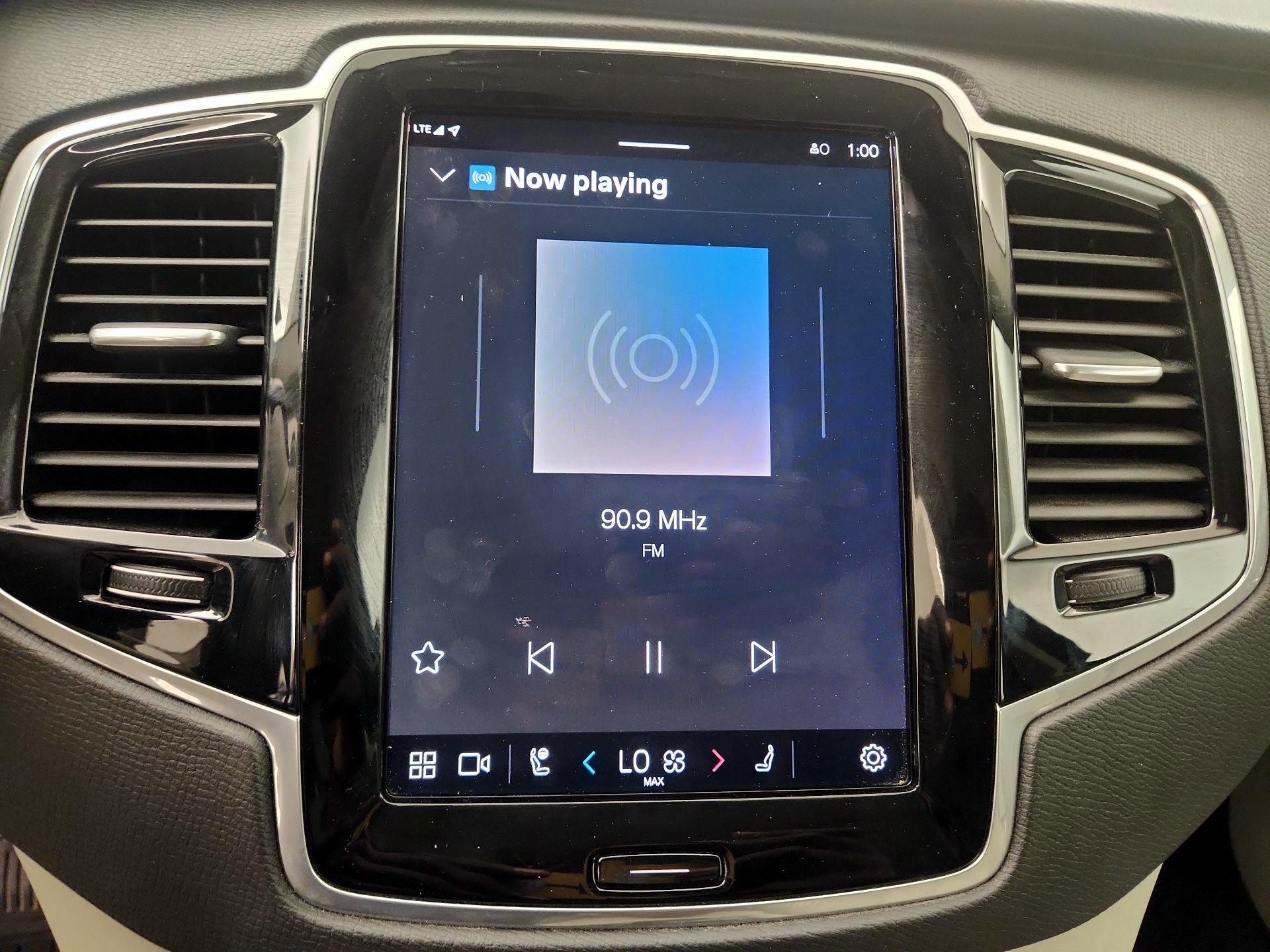 Thumbnail: 2024 Volvo XC90 - 16