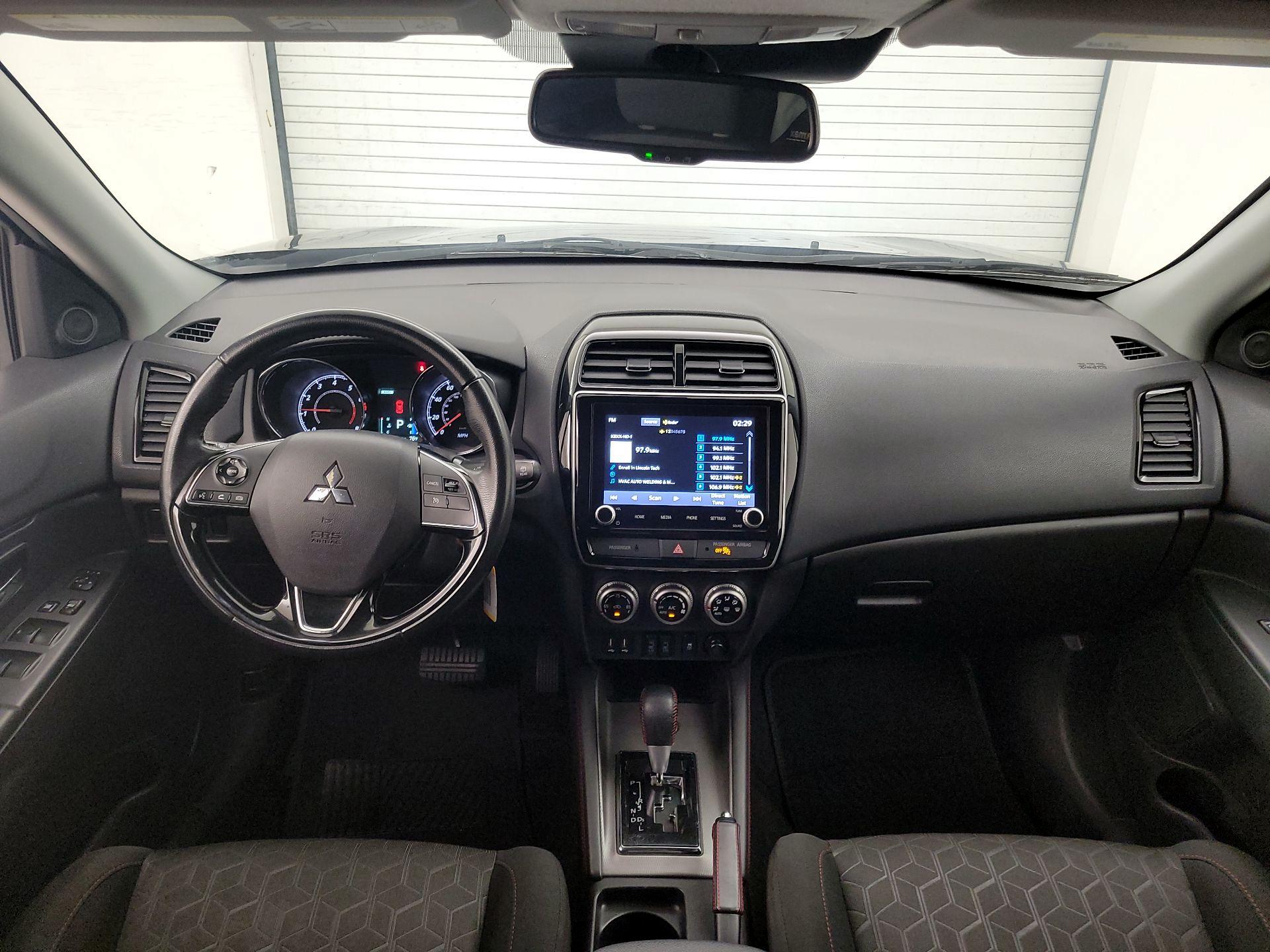 Thumbnail: 2022 Mitsubishi Outlander Sport - 9