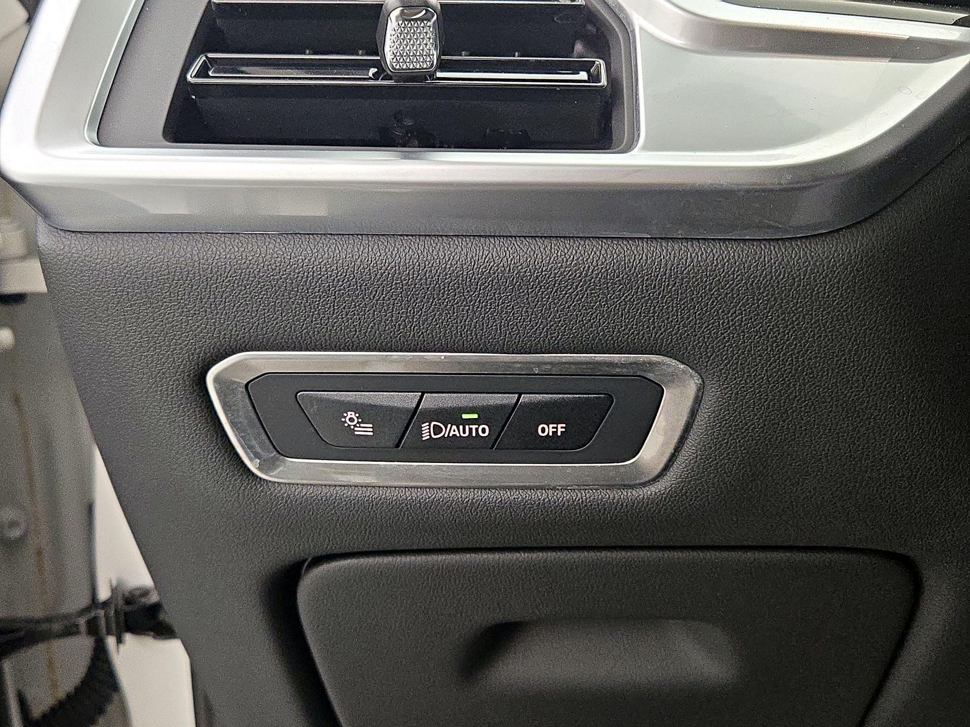 Thumbnail: 2024 BMW X7 - 13