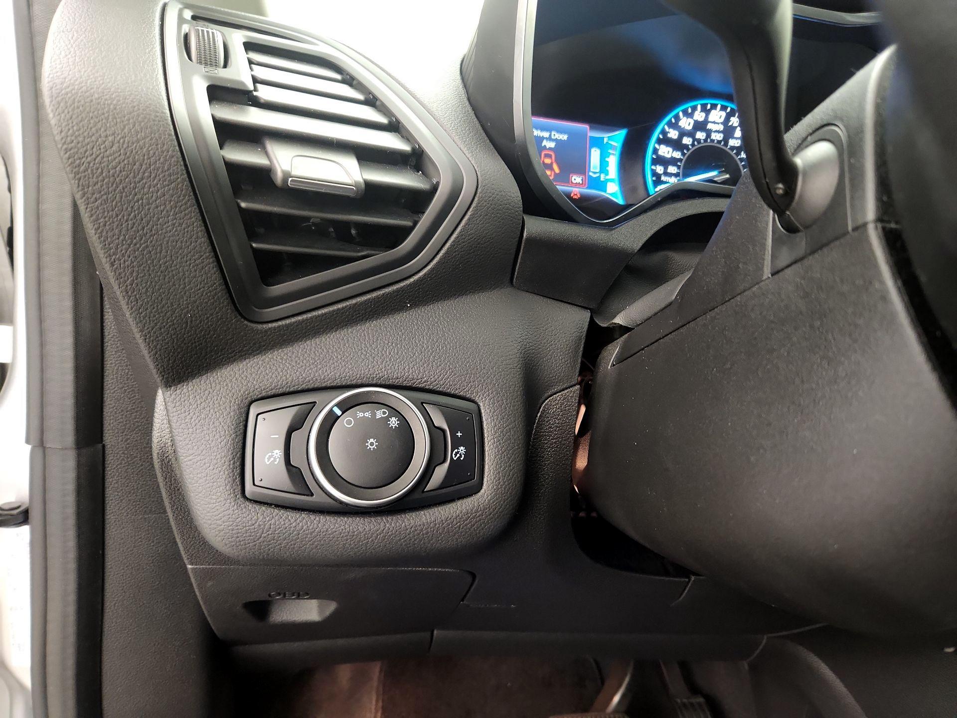 Thumbnail: 2016 Ford C-Max - 13