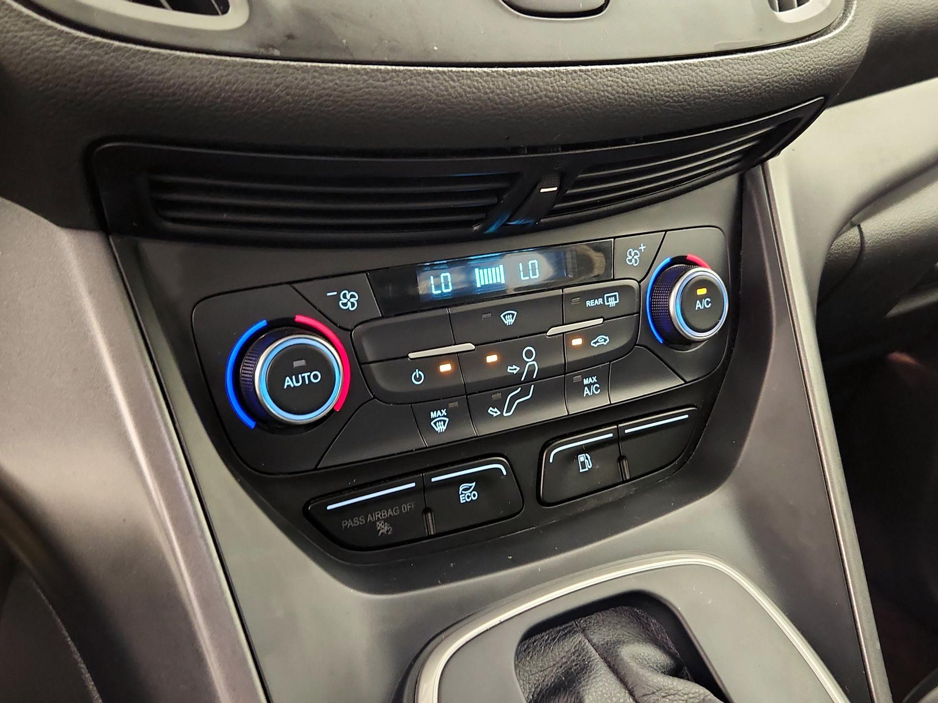 Thumbnail: 2017 Ford C-Max - 16