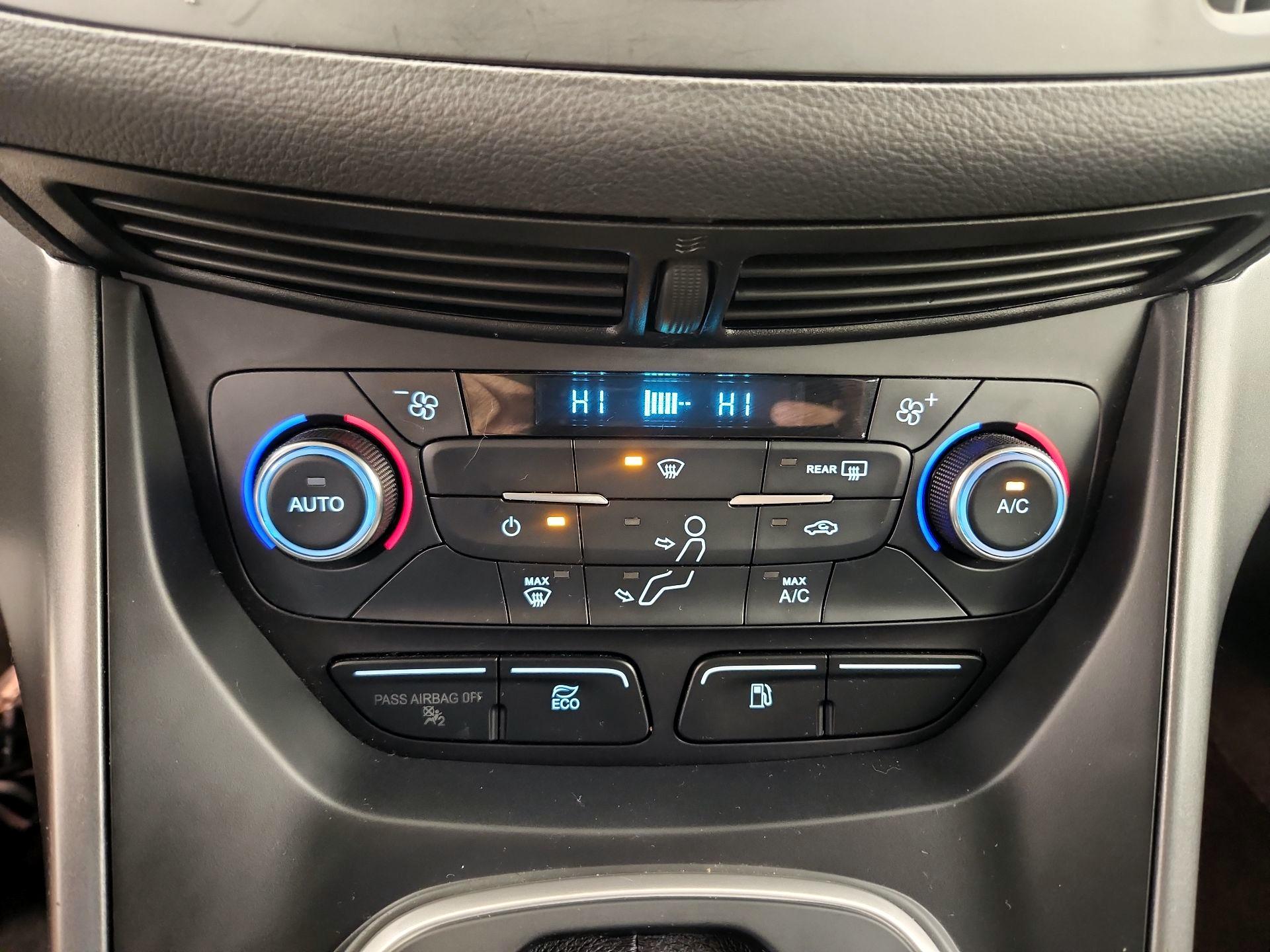 Thumbnail: 2017 Ford C-Max - 16