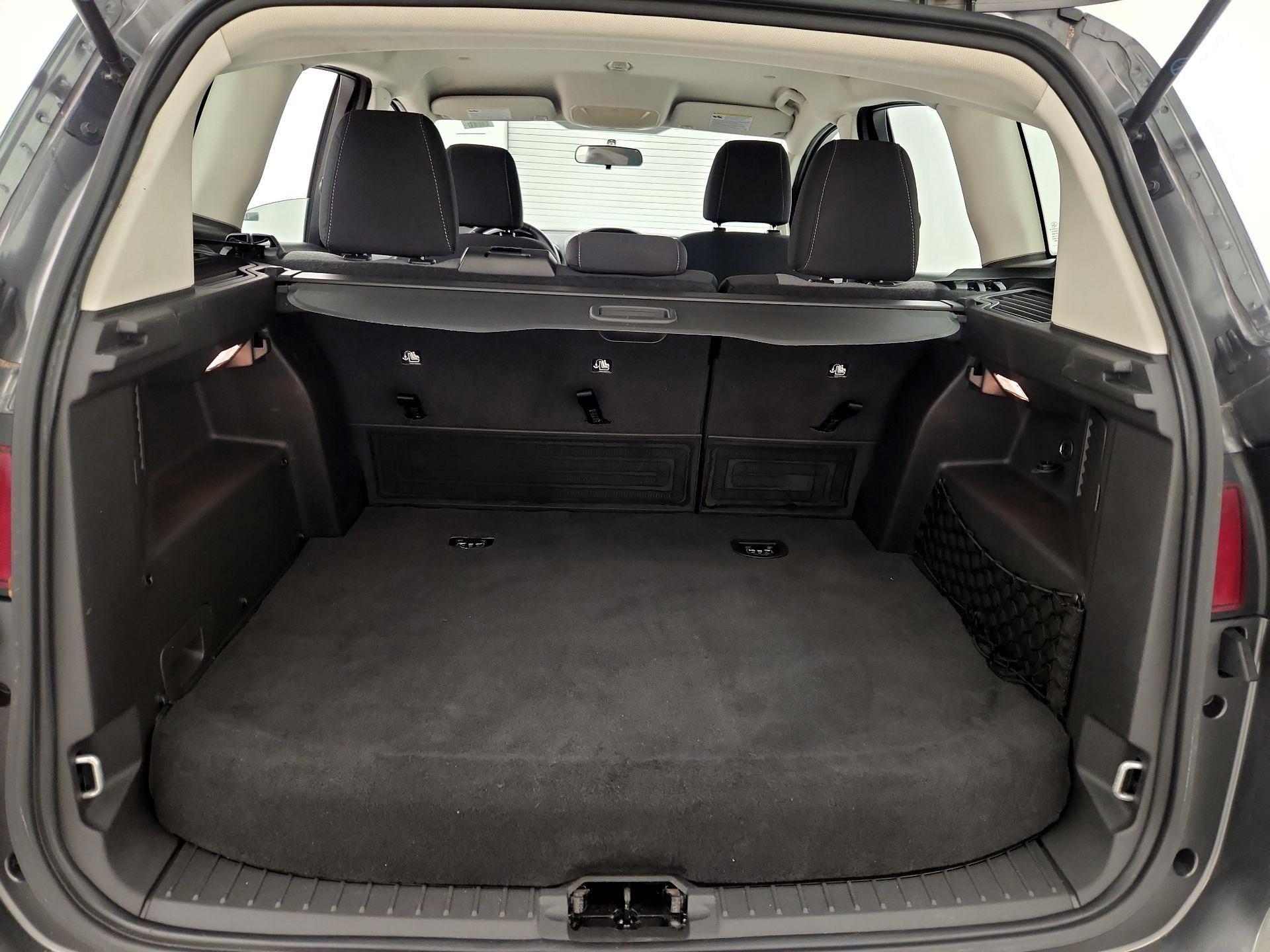 Thumbnail: 2017 Ford C-Max - 20