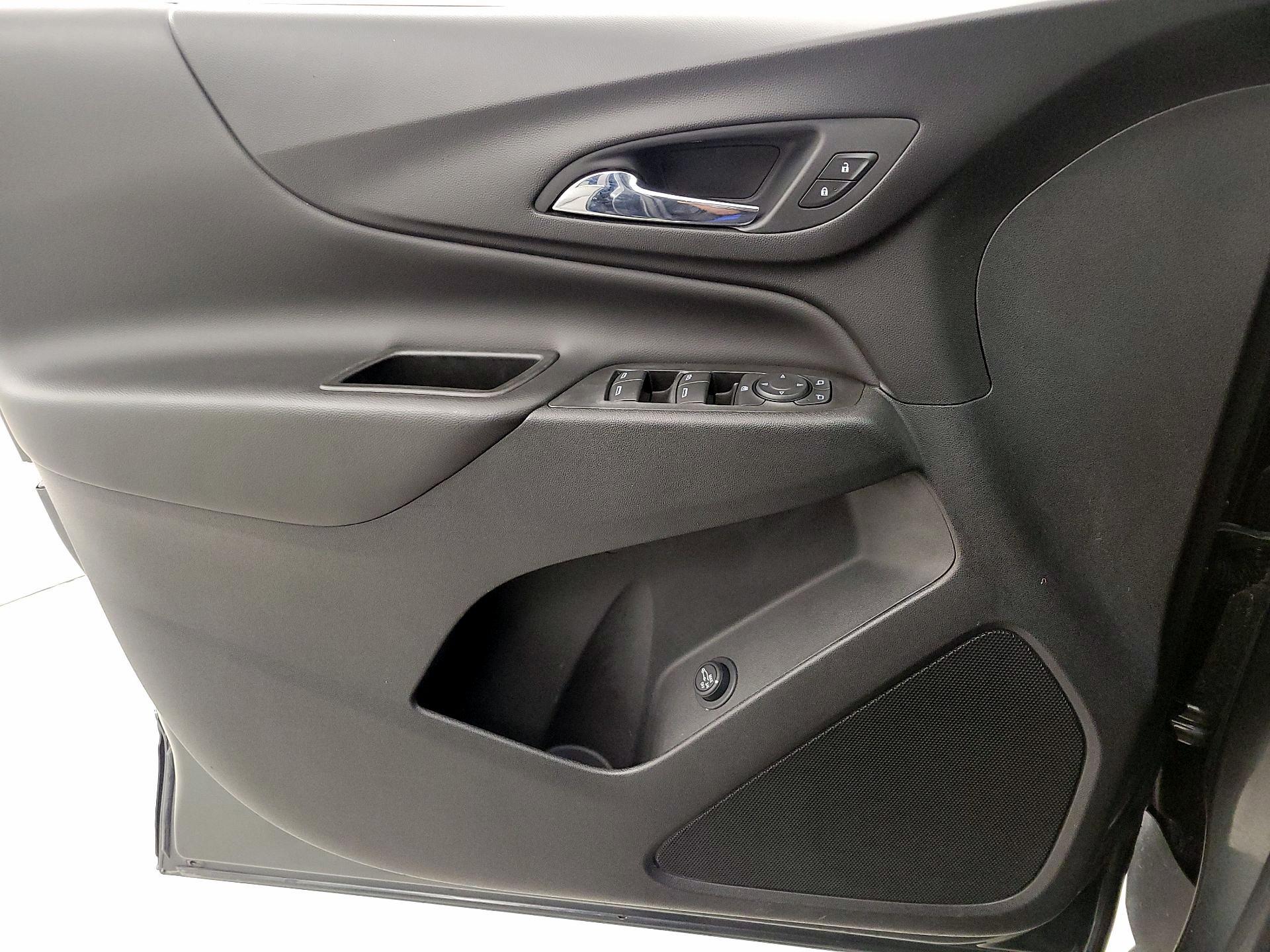 Thumbnail: 2021 Chevrolet Equinox - 12