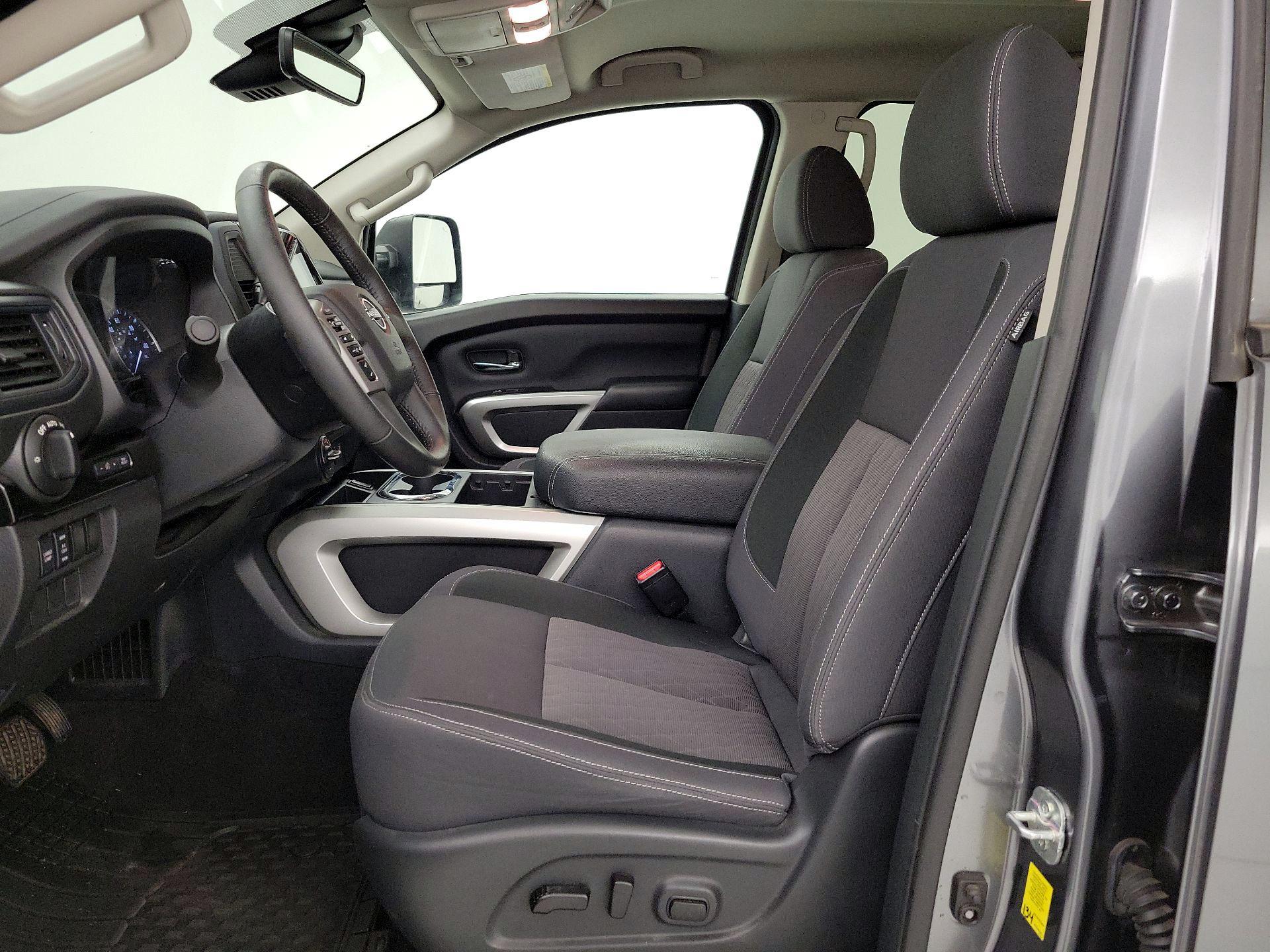 Thumbnail: 2024 Nissan Titan - 11