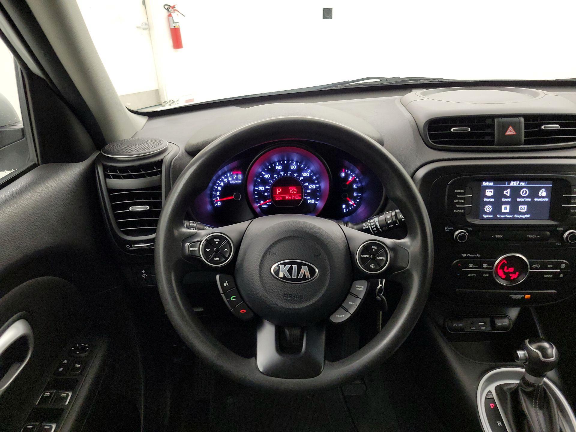 Thumbnail: 2017 Kia Soul - 10