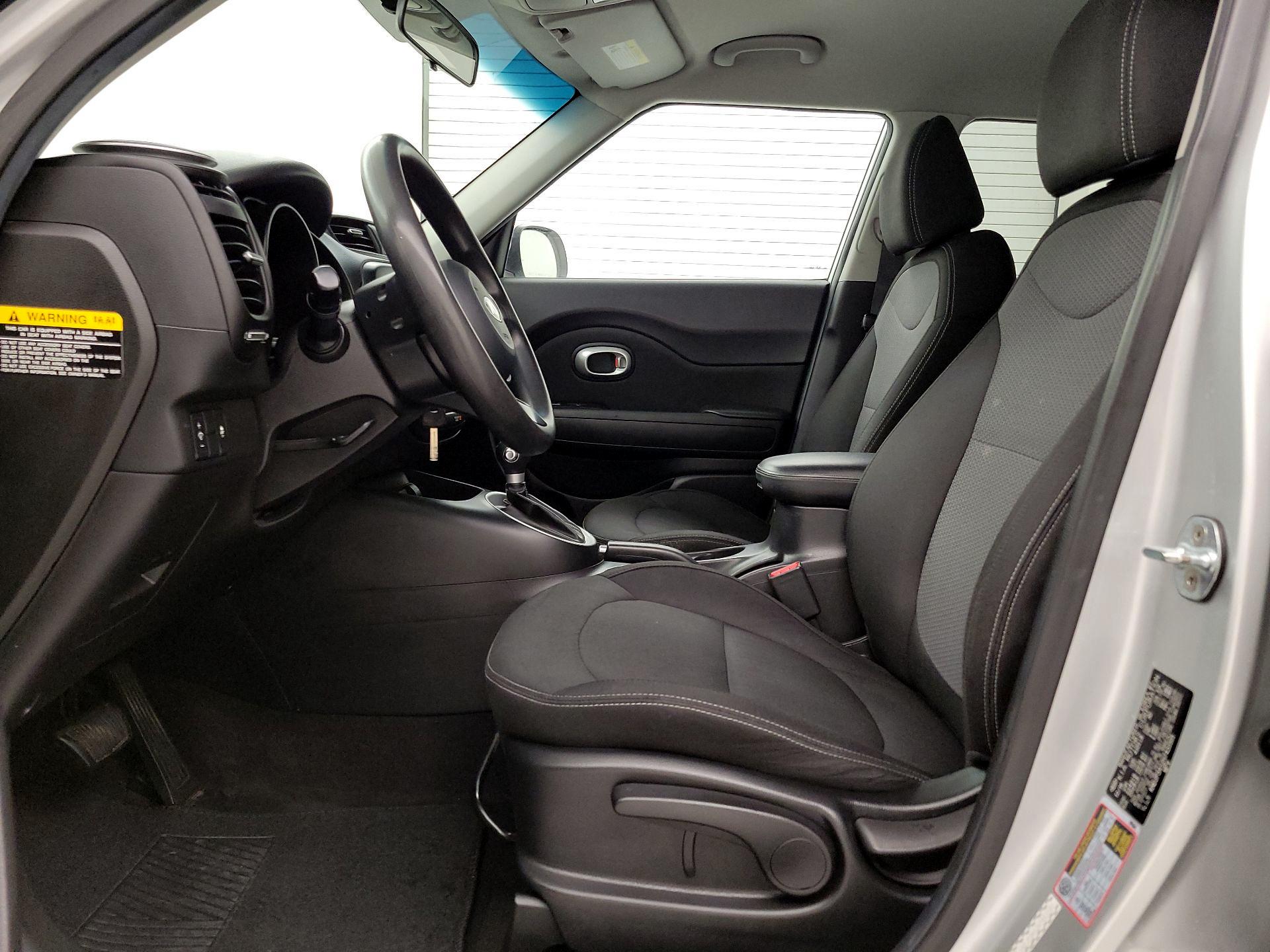 Thumbnail: 2017 Kia Soul - 11