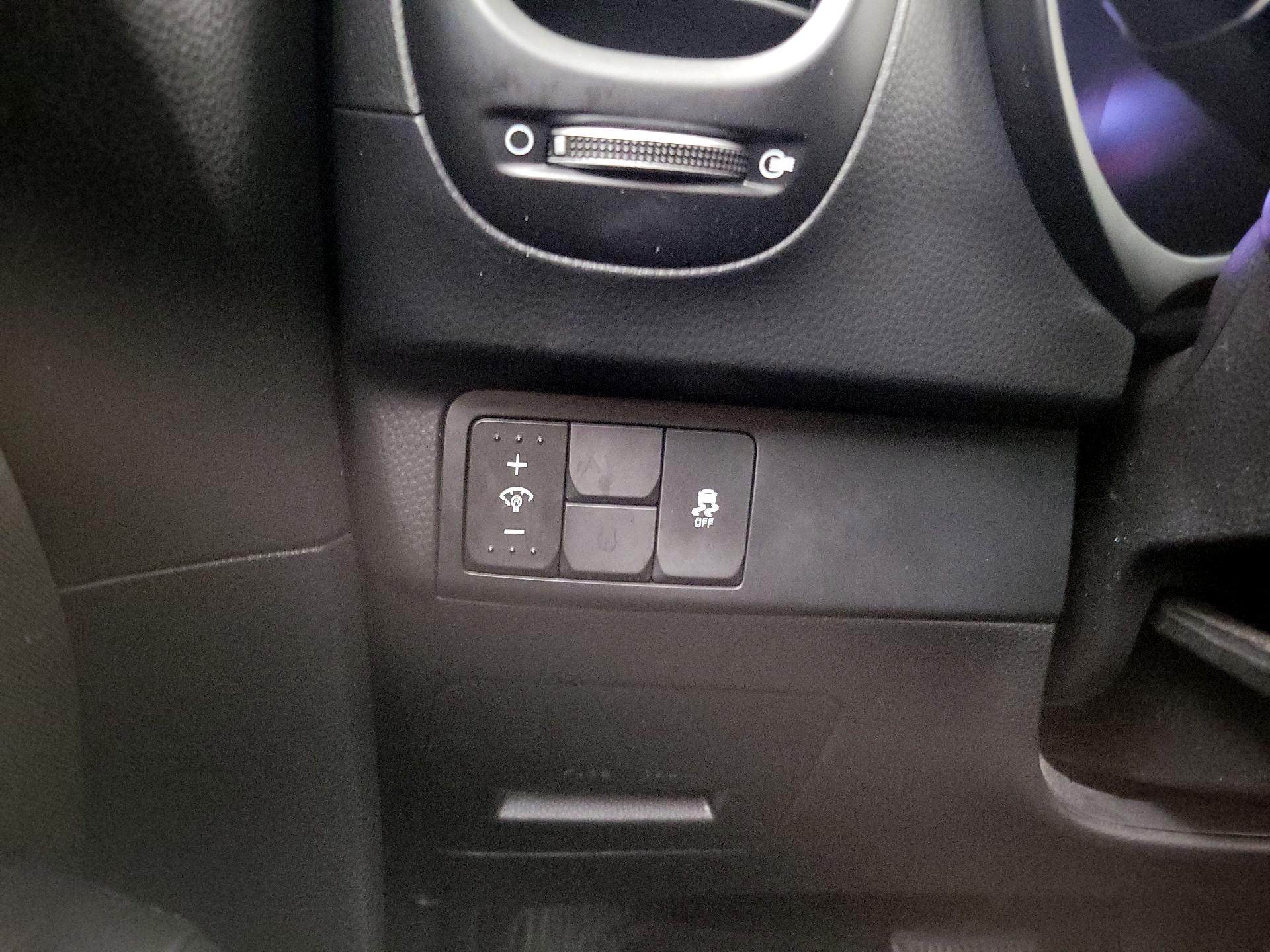 Thumbnail: 2017 Kia Soul - 13