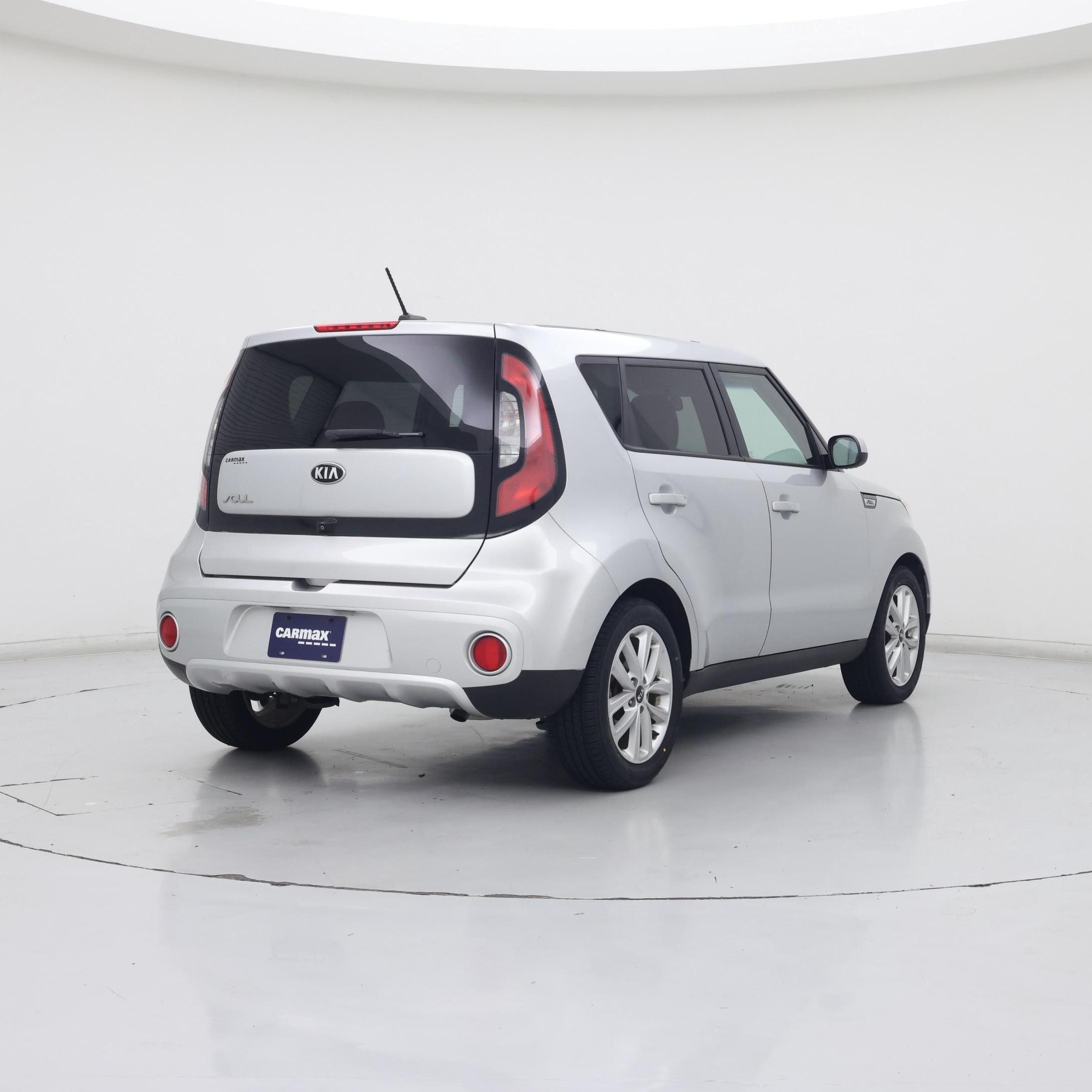 Thumbnail: 2017 Kia Soul - 8