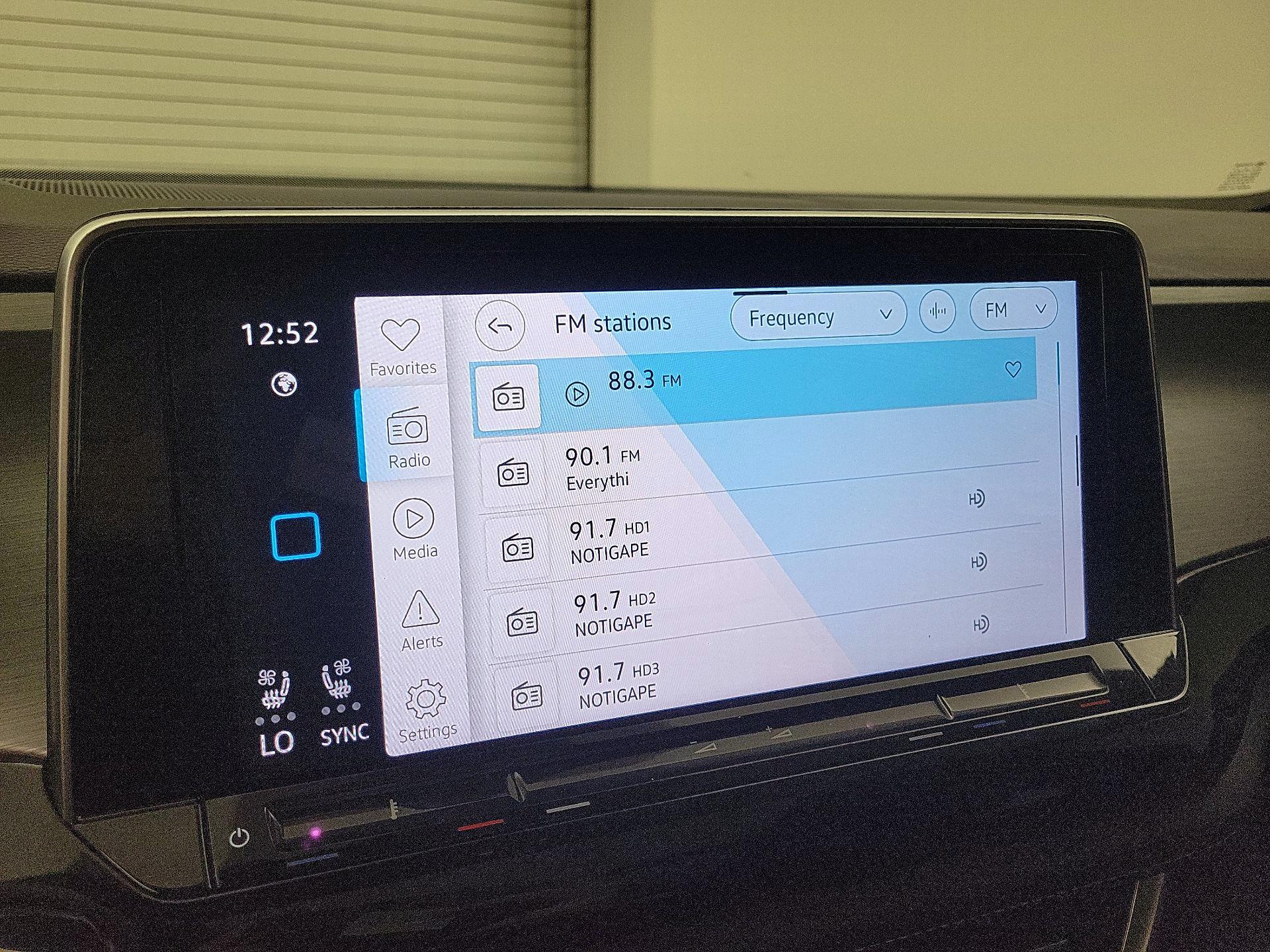 Thumbnail: 2025 Volkswagen Atlas - 15