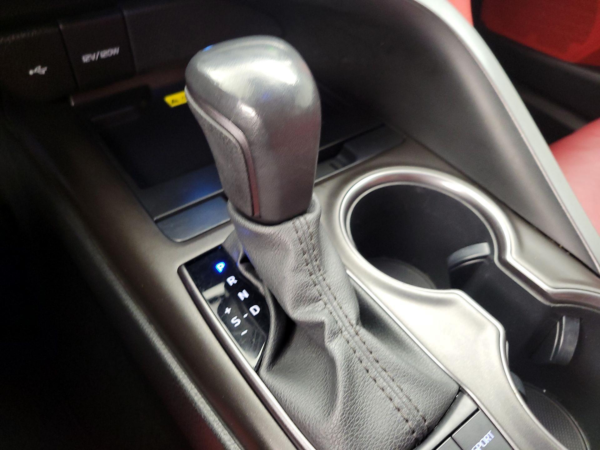 Thumbnail: 2023 Toyota Camry - 17