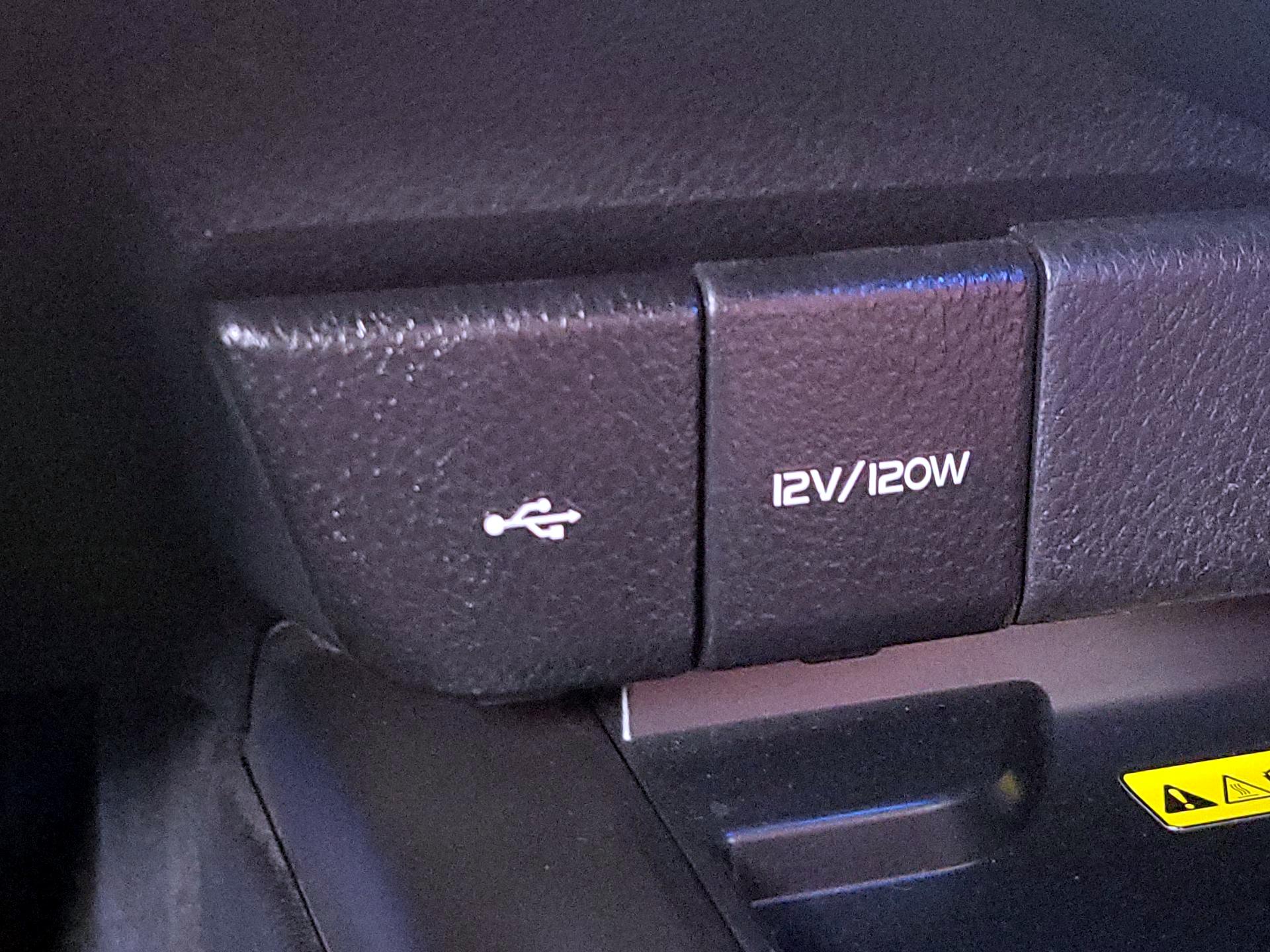 Thumbnail: 2023 Toyota Camry - 18