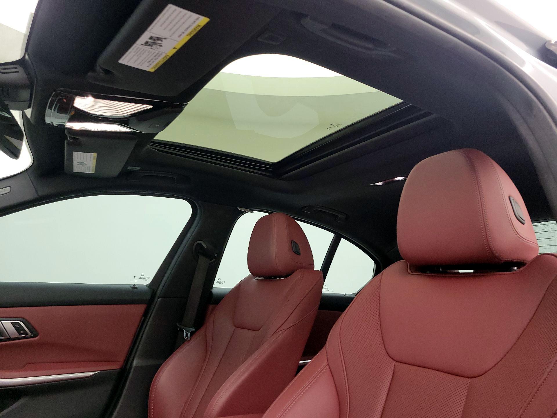 Thumbnail: 2023 BMW 3 Series - 20