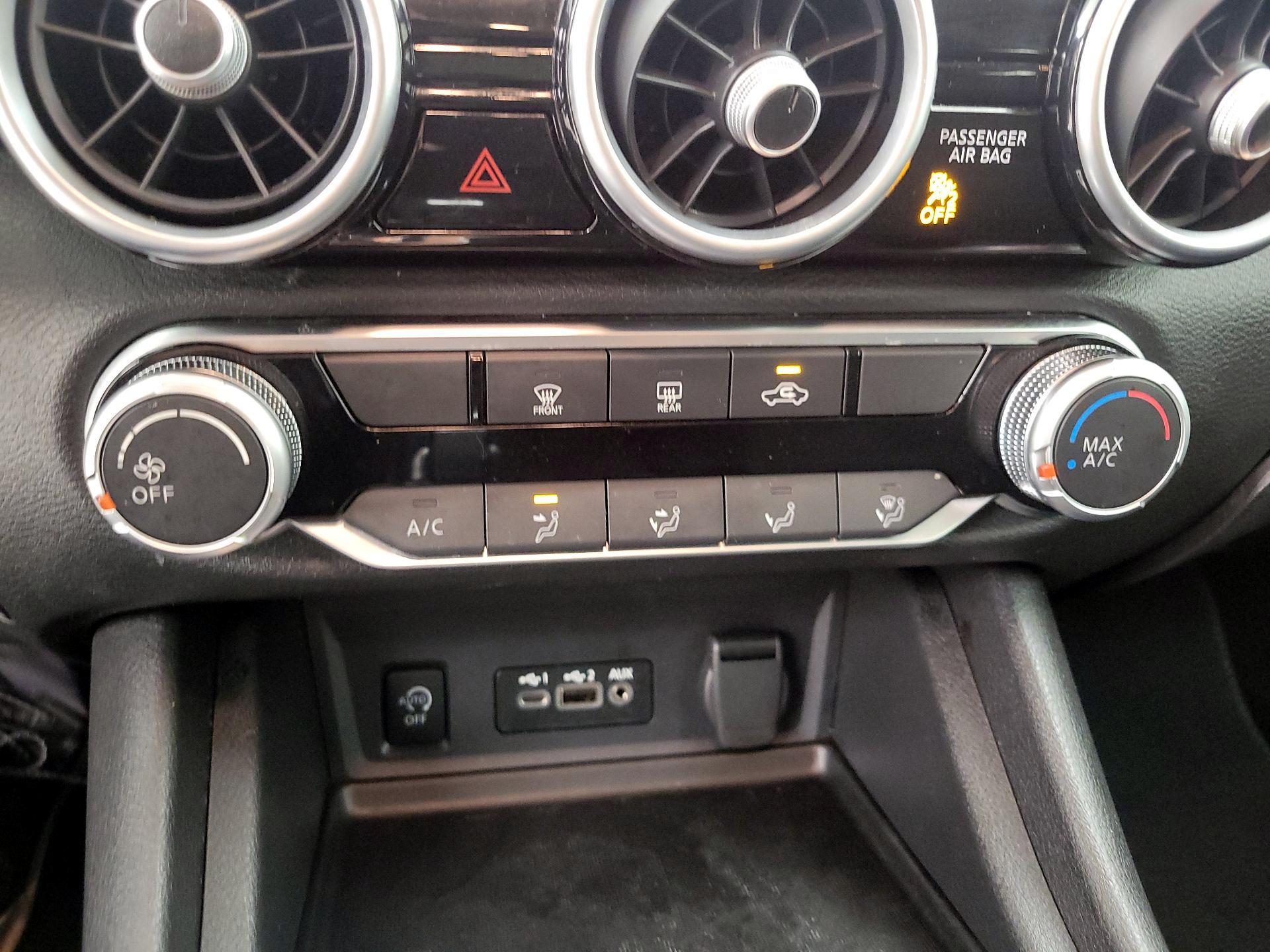 Thumbnail: 2024 Nissan Sentra - 16