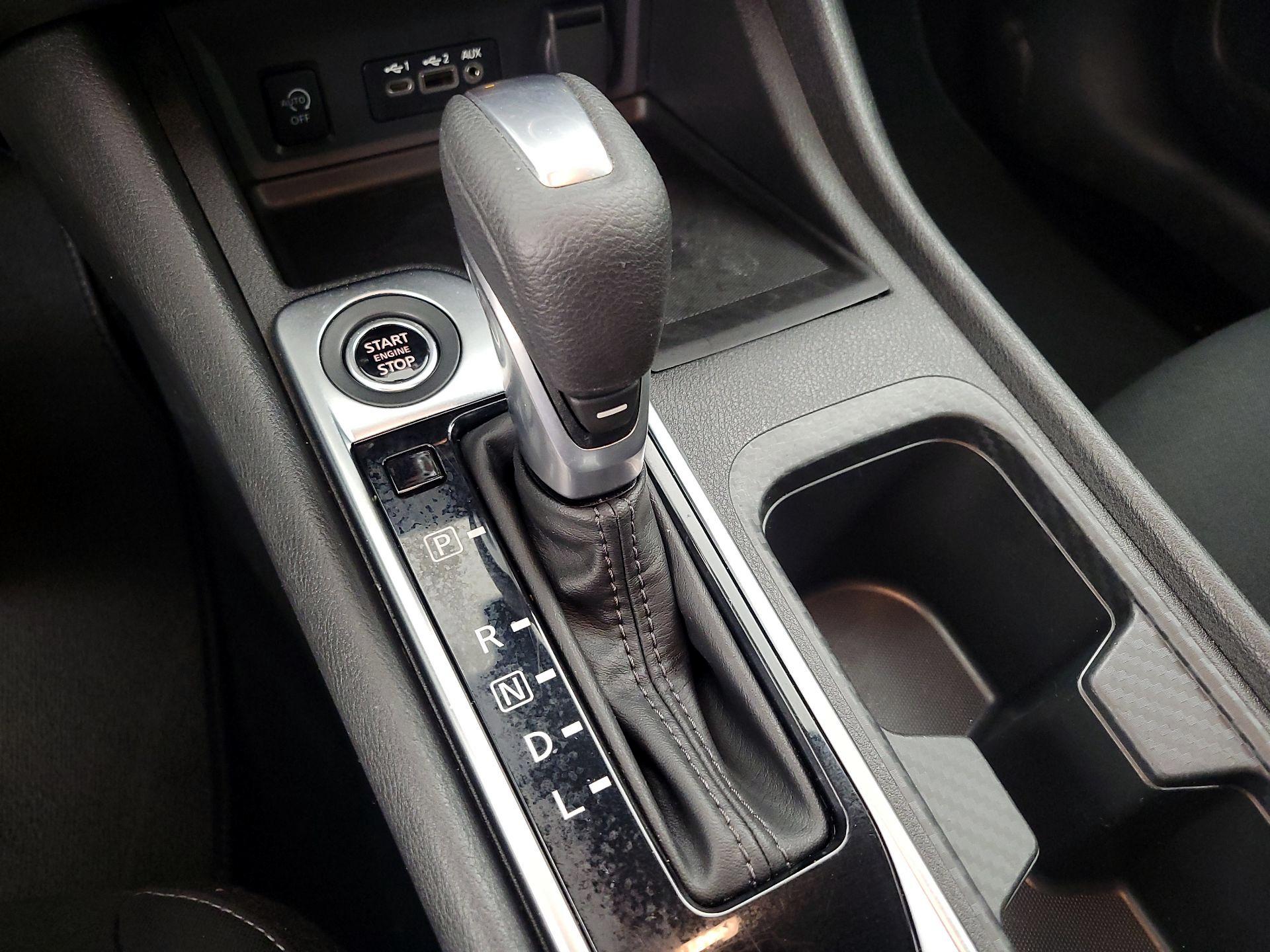 Thumbnail: 2024 Nissan Sentra - 17