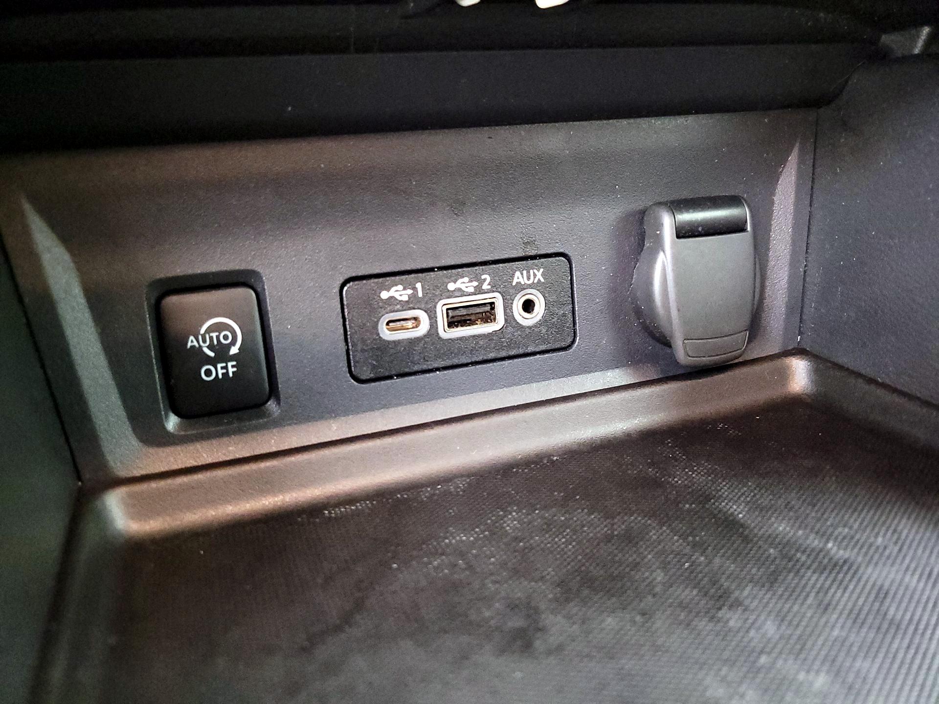 Thumbnail: 2024 Nissan Sentra - 18