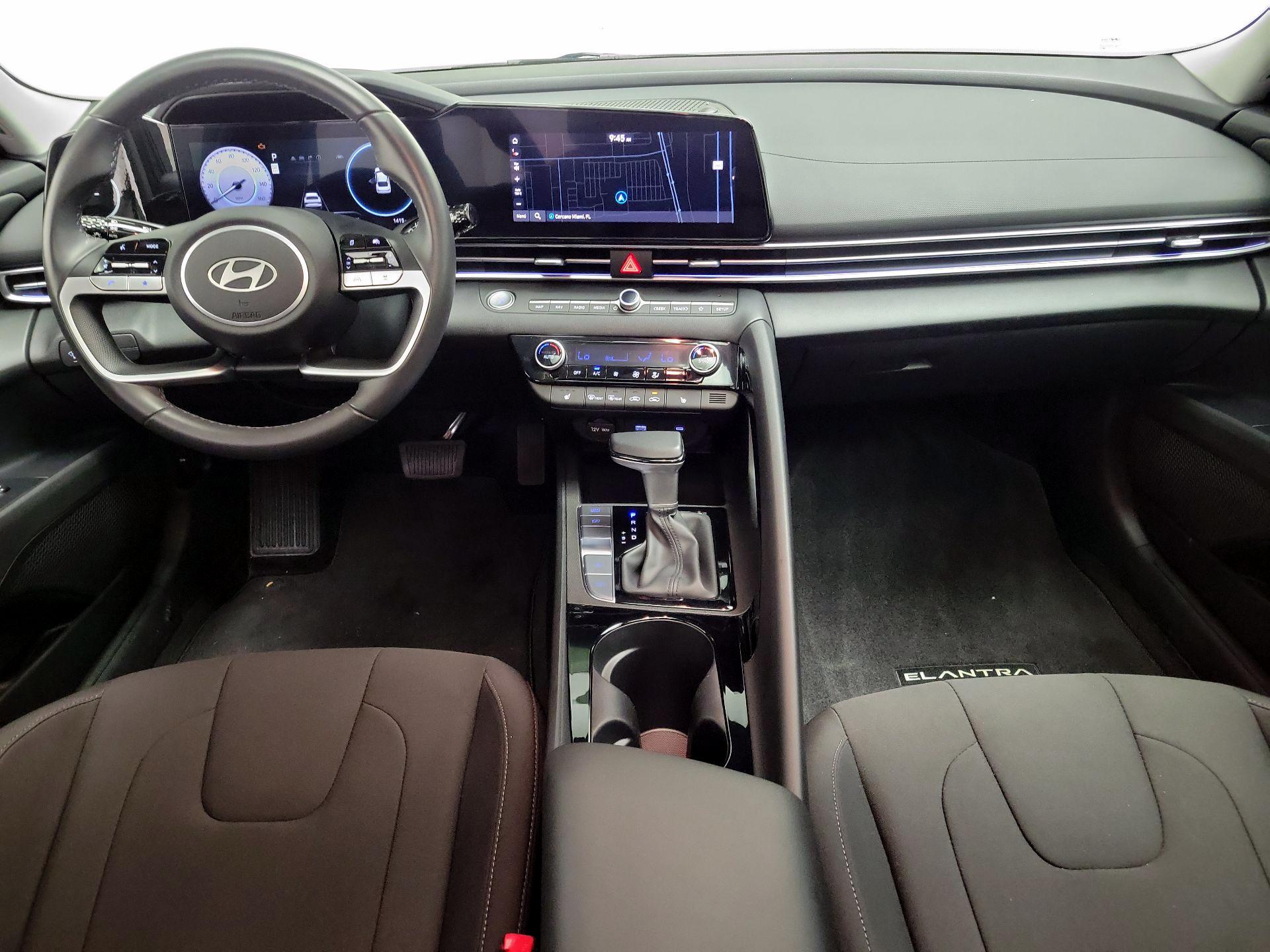 Thumbnail: 2025 Hyundai Elantra - 9