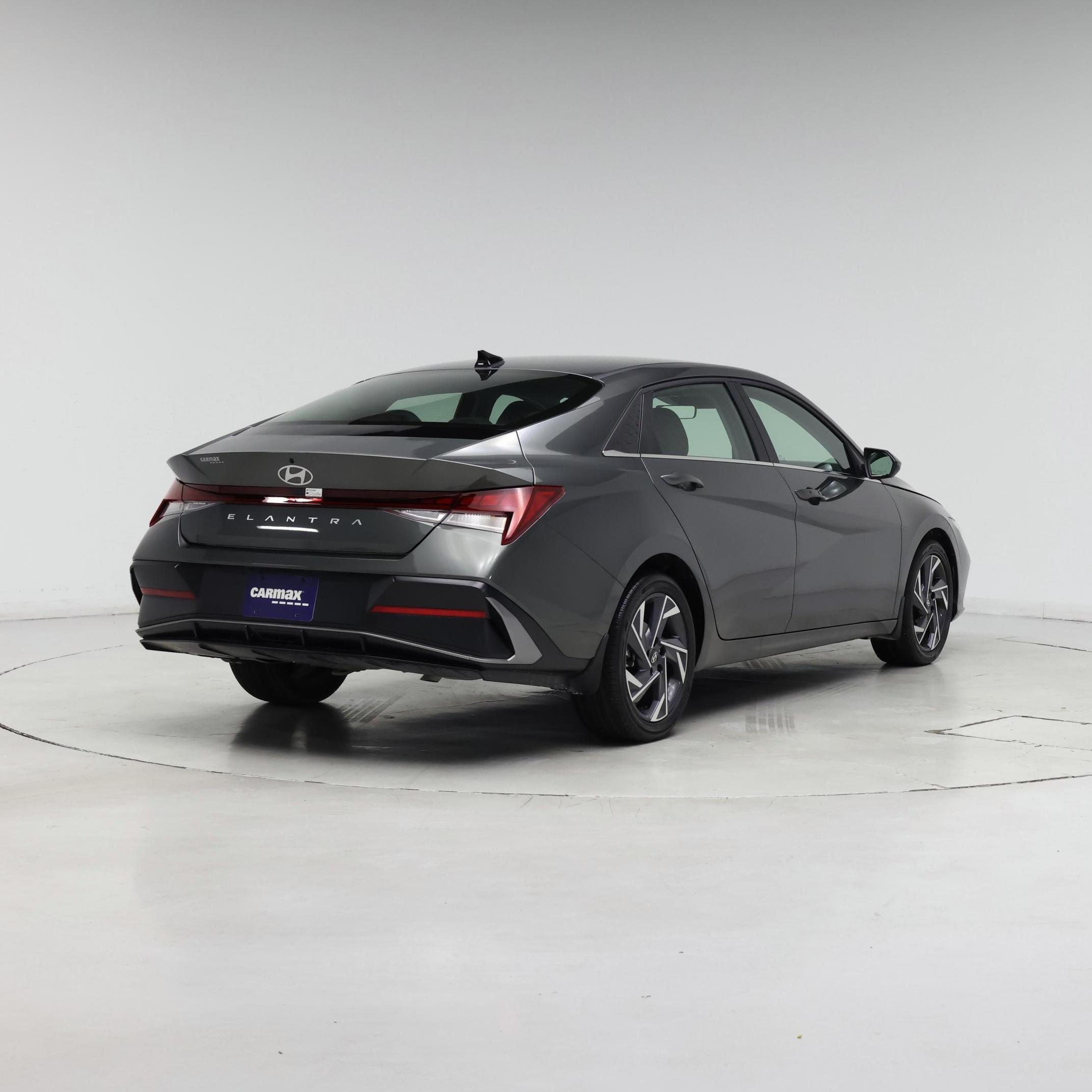 Thumbnail: 2025 Hyundai Elantra - 8