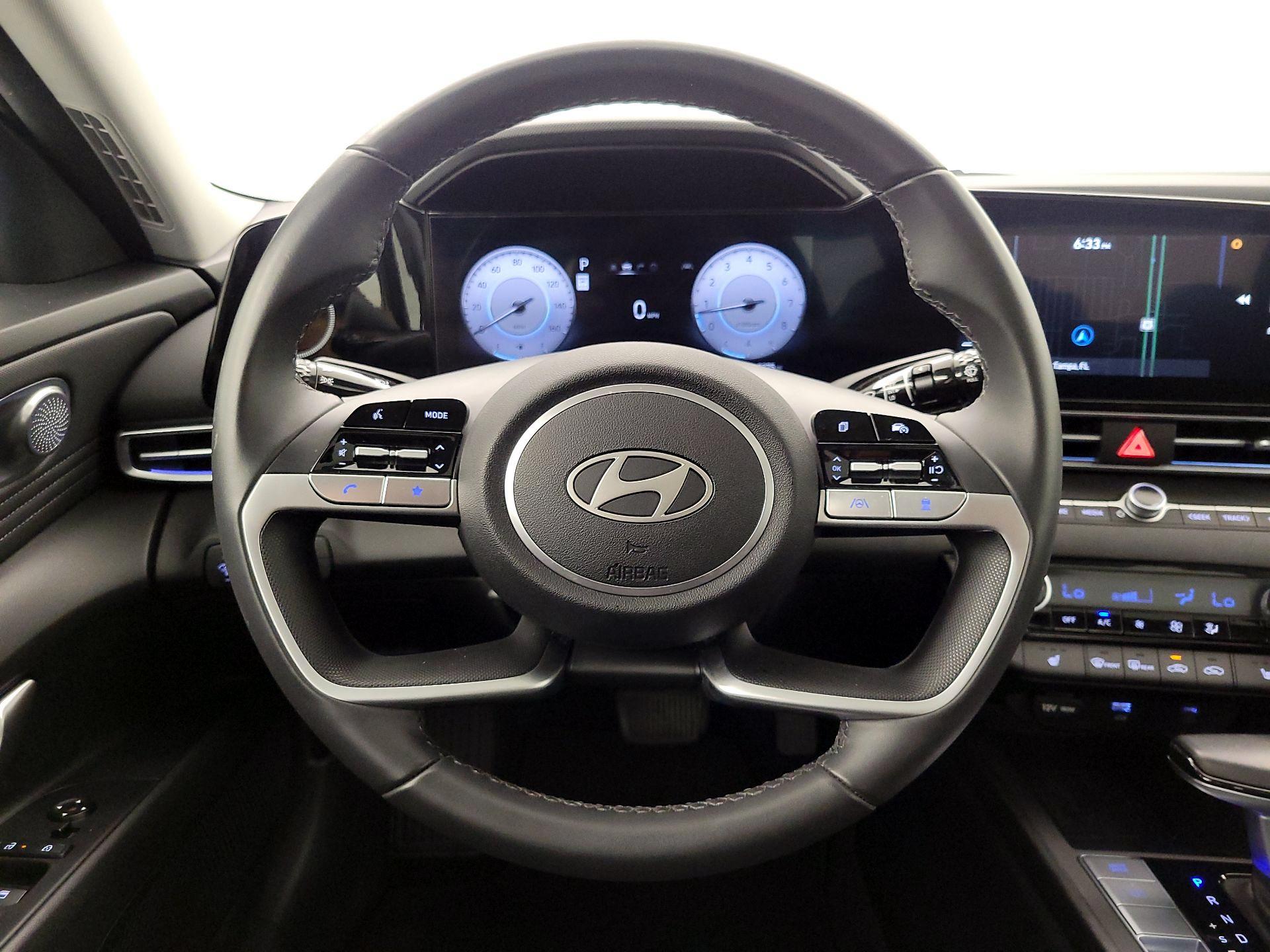 Thumbnail: 2025 Hyundai Elantra - 10