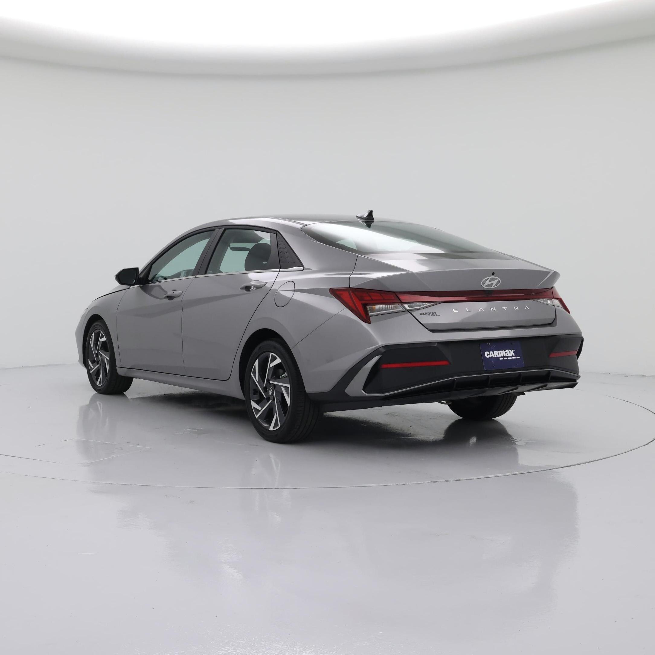 Thumbnail: 2025 Hyundai Elantra - 2