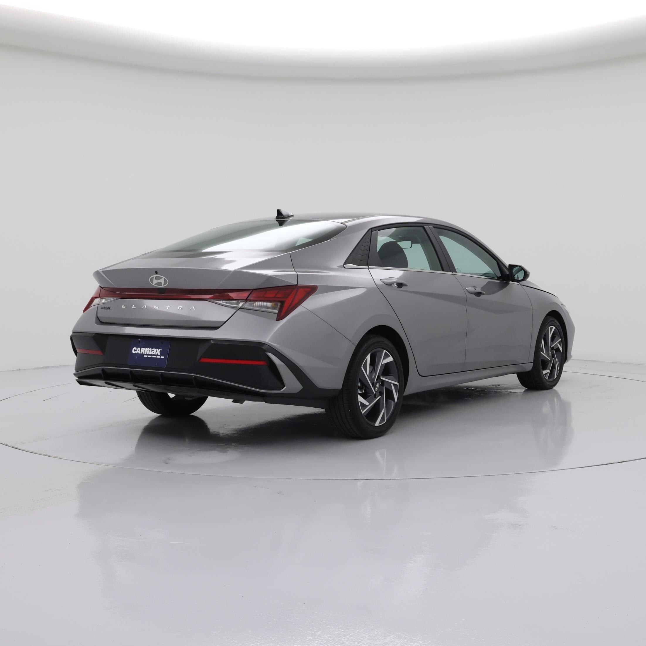 Thumbnail: 2025 Hyundai Elantra - 8