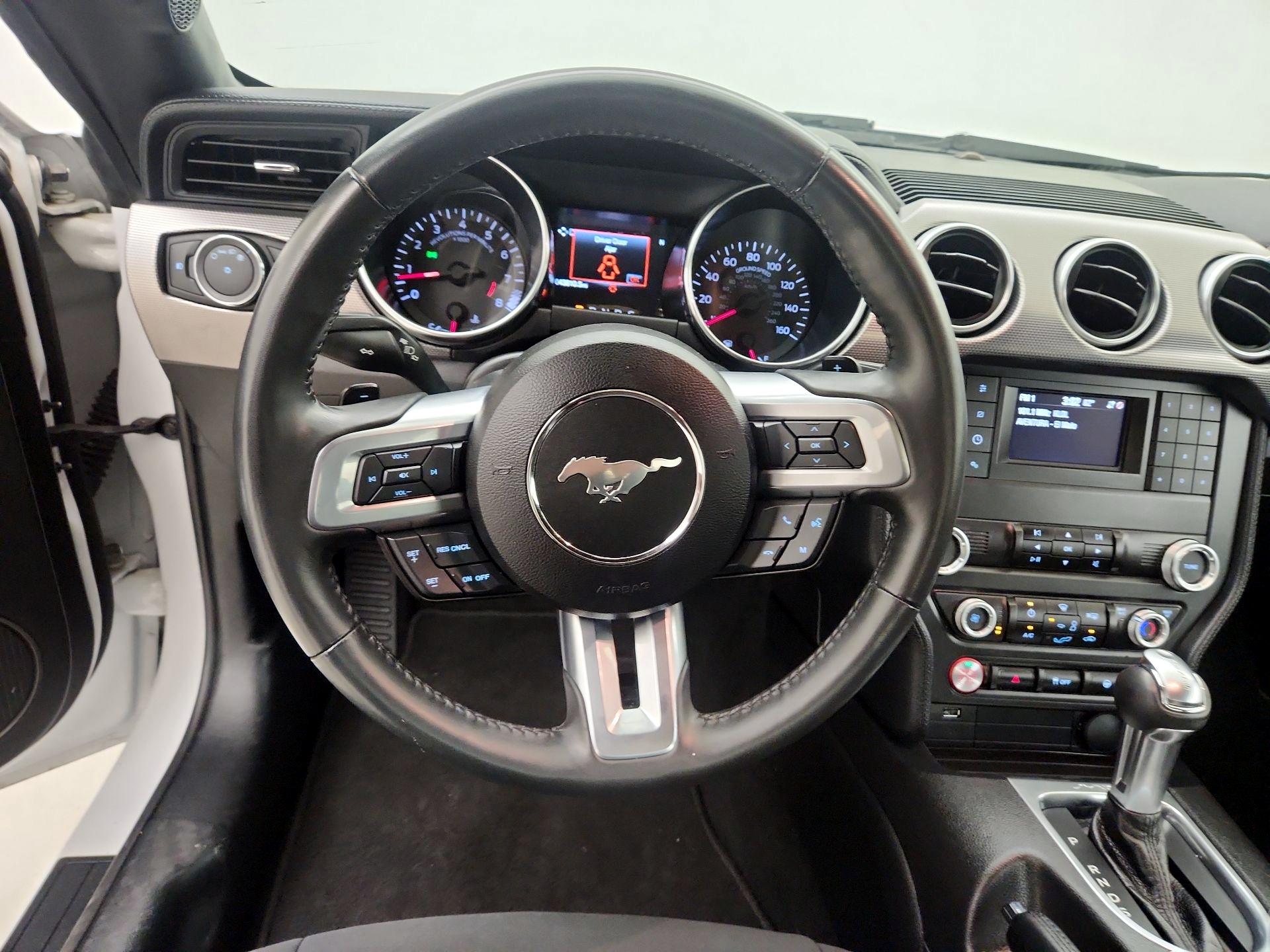 Thumbnail: 2020 Ford Mustang - 10