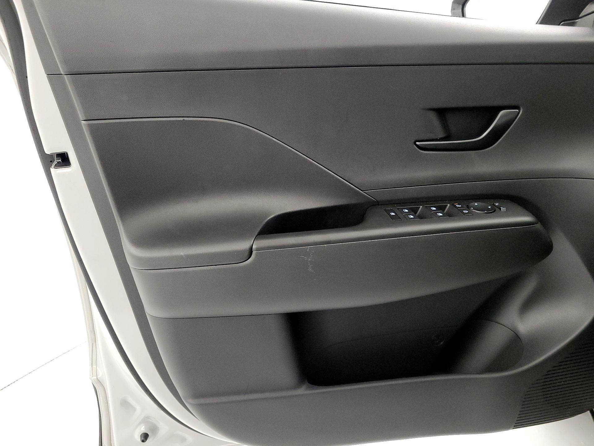 Thumbnail: 2025 Hyundai Kona - 12