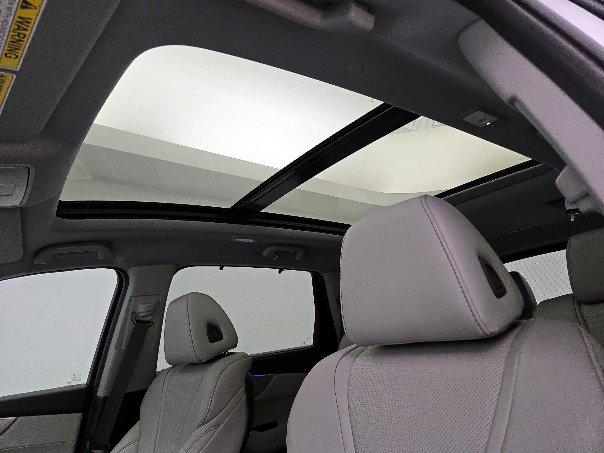 Thumbnail: 2024 Acura MDX - 20