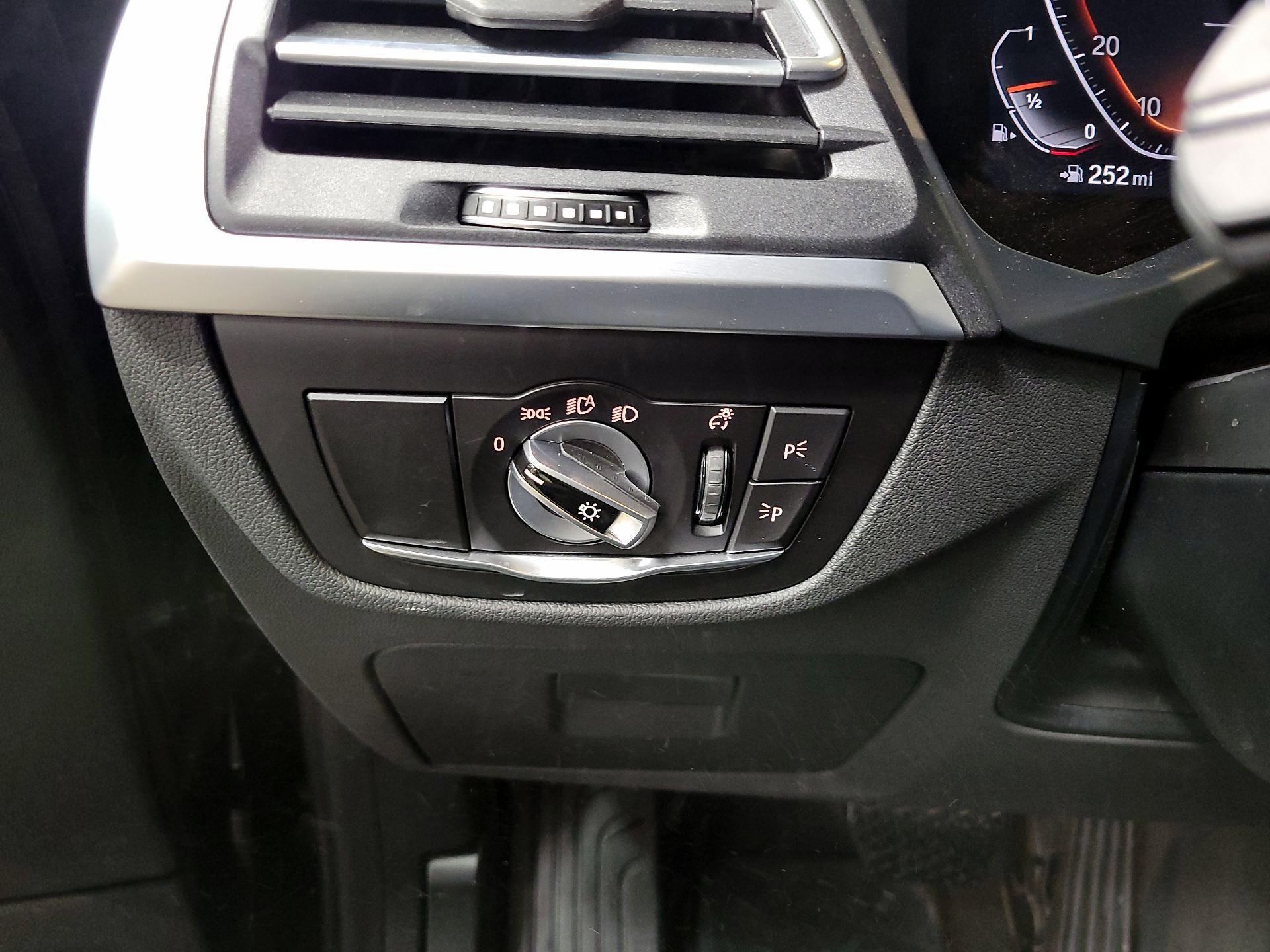 Thumbnail: 2023 BMW X3 - 13