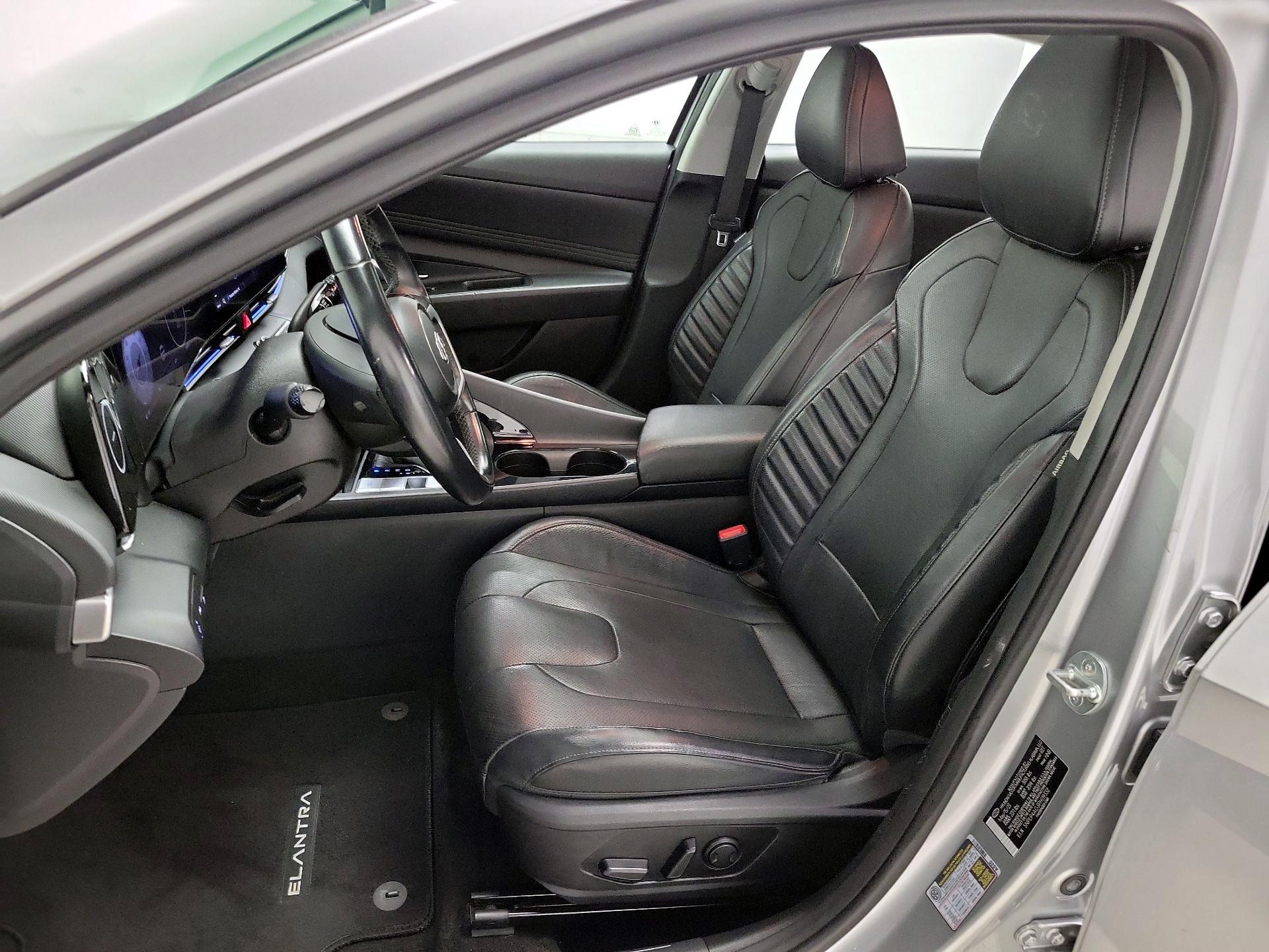 Thumbnail: 2023 Hyundai Elantra - 11