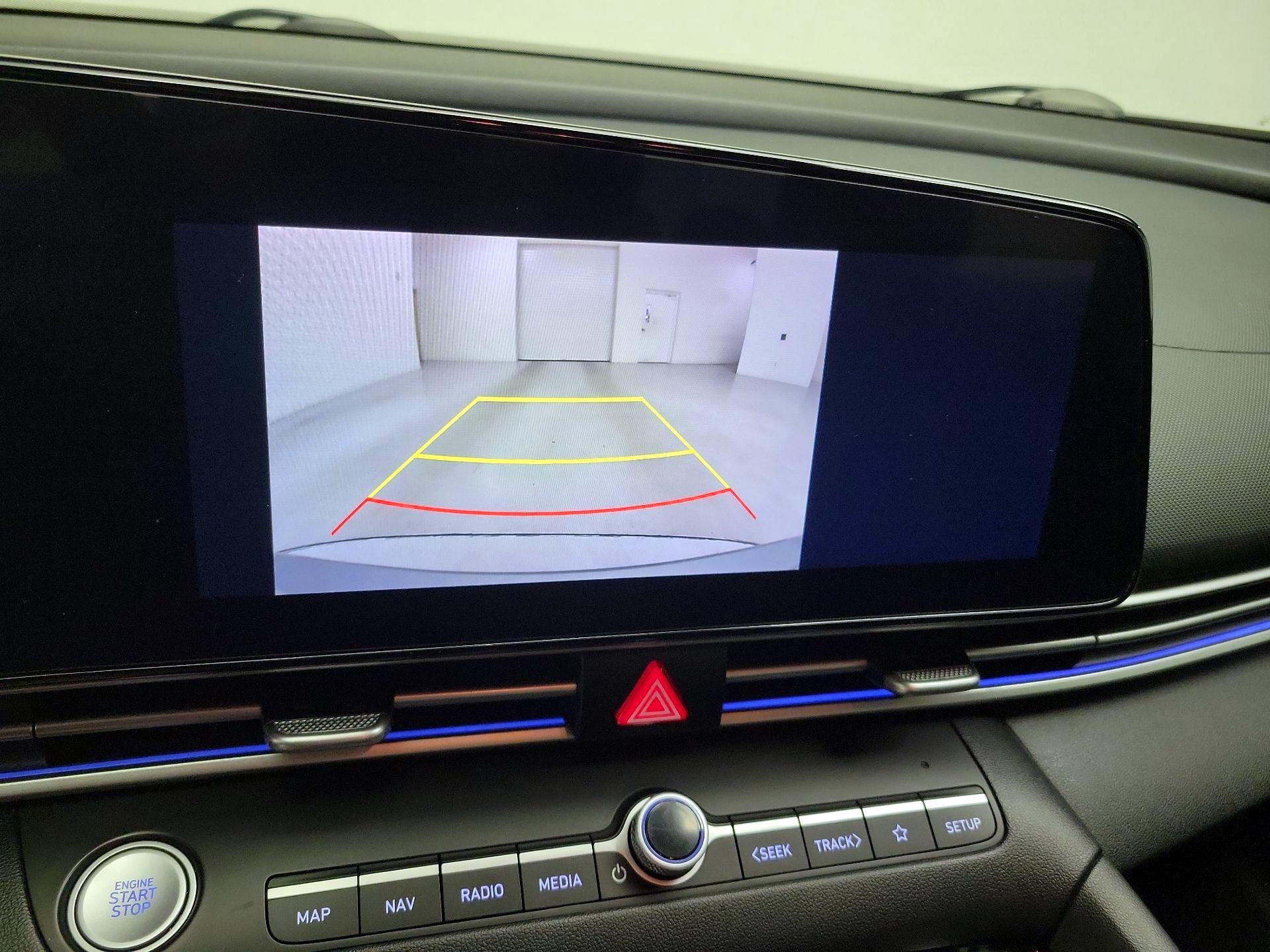 Thumbnail: 2023 Hyundai Elantra - 15