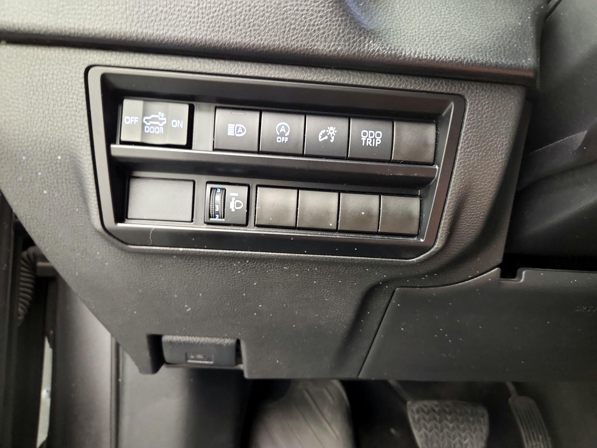 Thumbnail: 2023 Toyota Tundra - 13