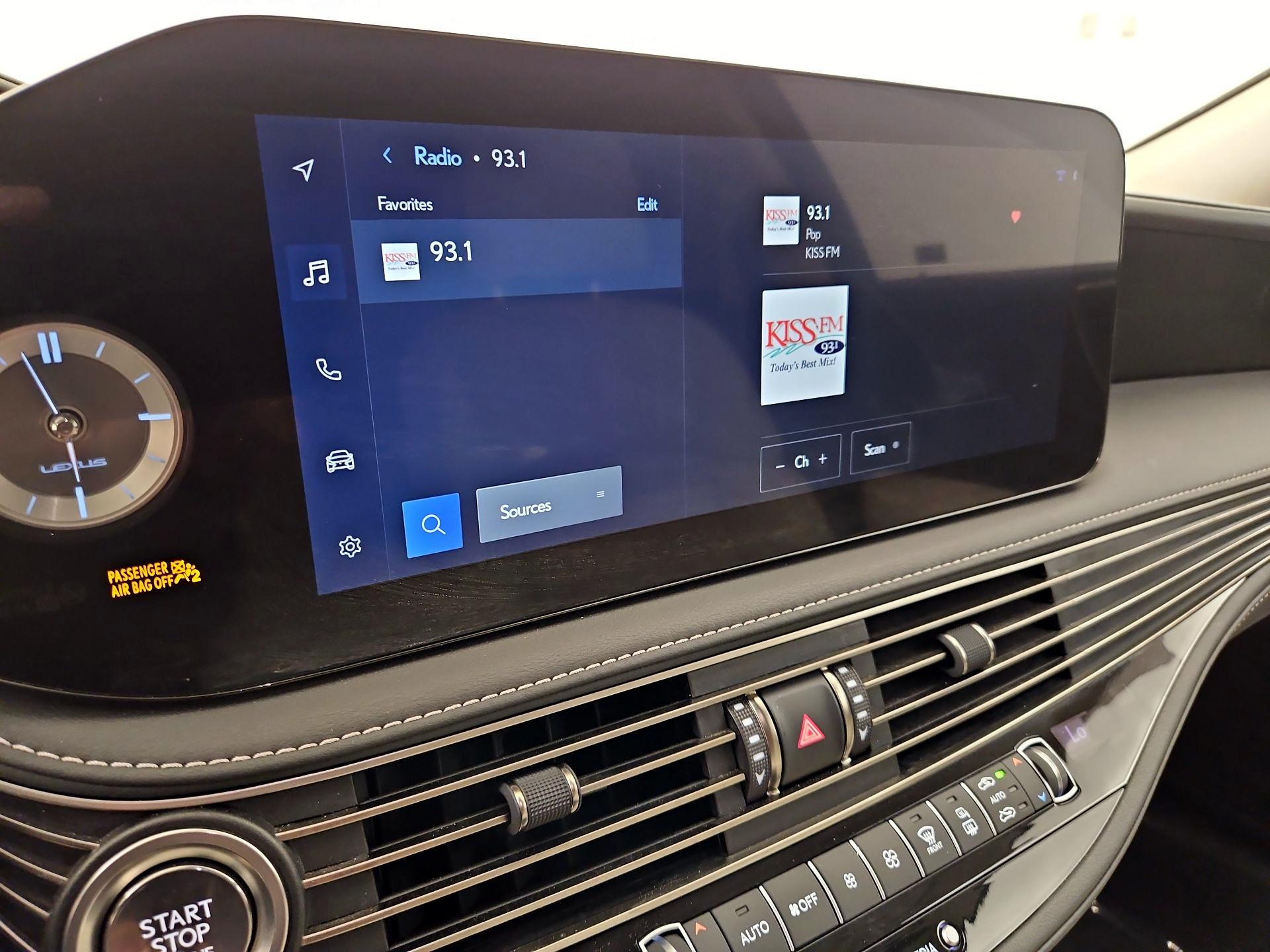 Thumbnail: 2023 Lexus LS - 16