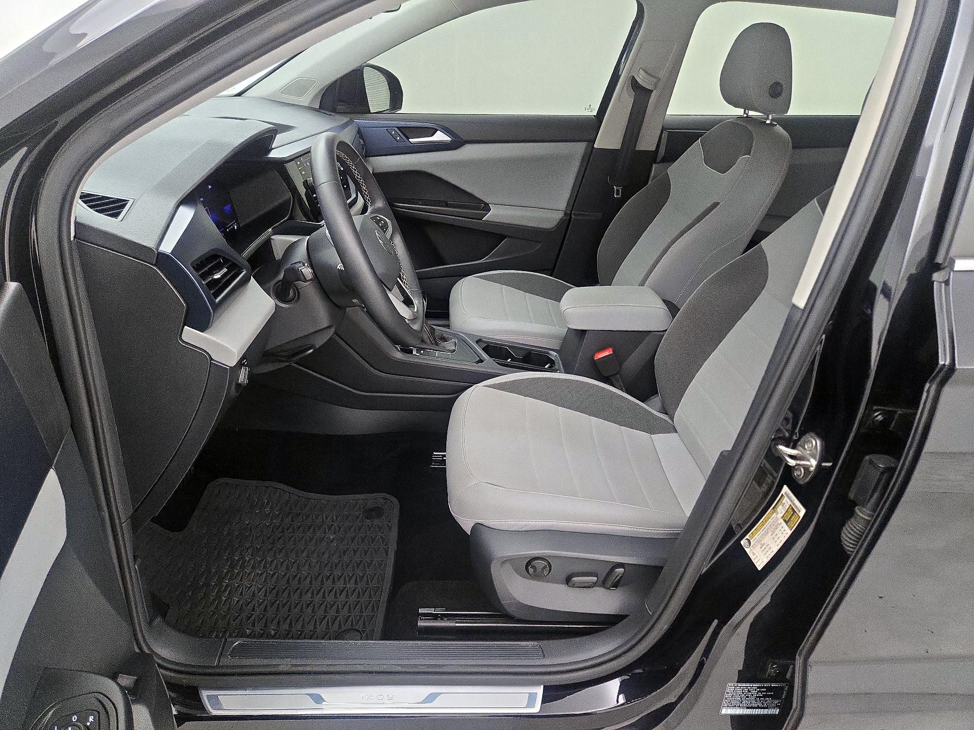 Thumbnail: 2023 Volkswagen Taos - 11