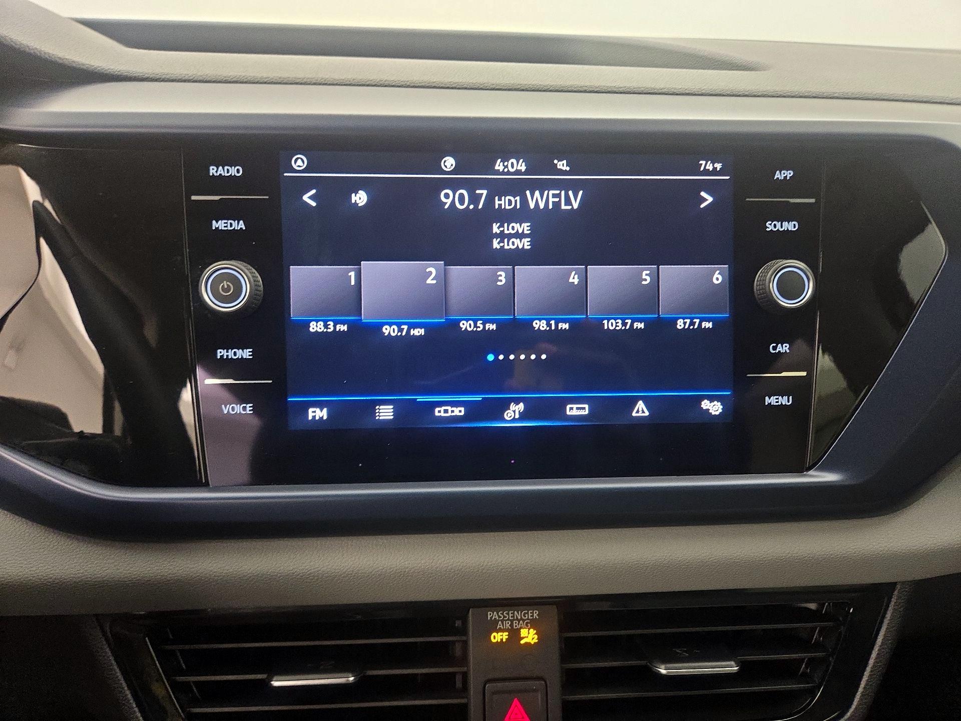 Thumbnail: 2023 Volkswagen Taos - 15