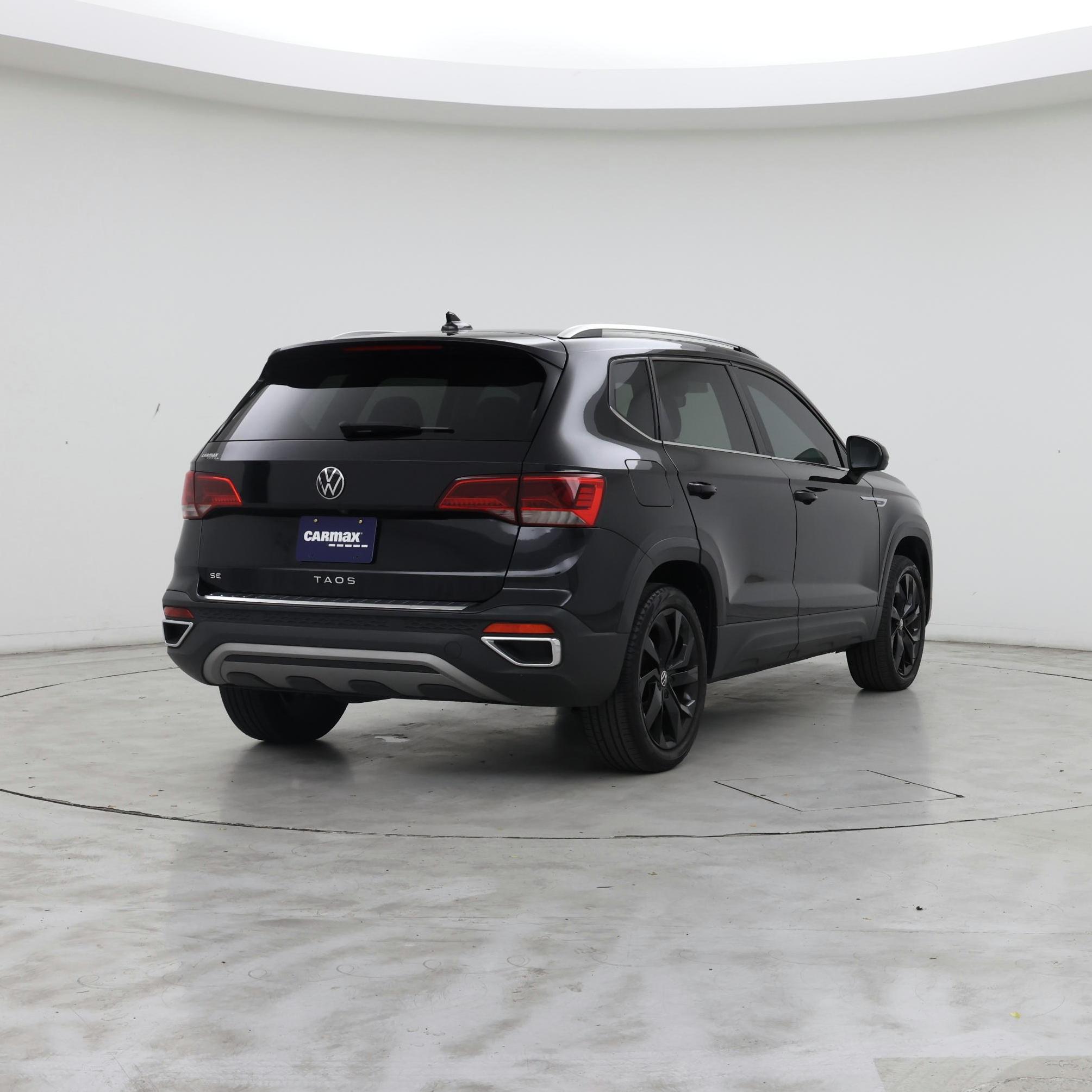 Thumbnail: 2023 Volkswagen Taos - 8