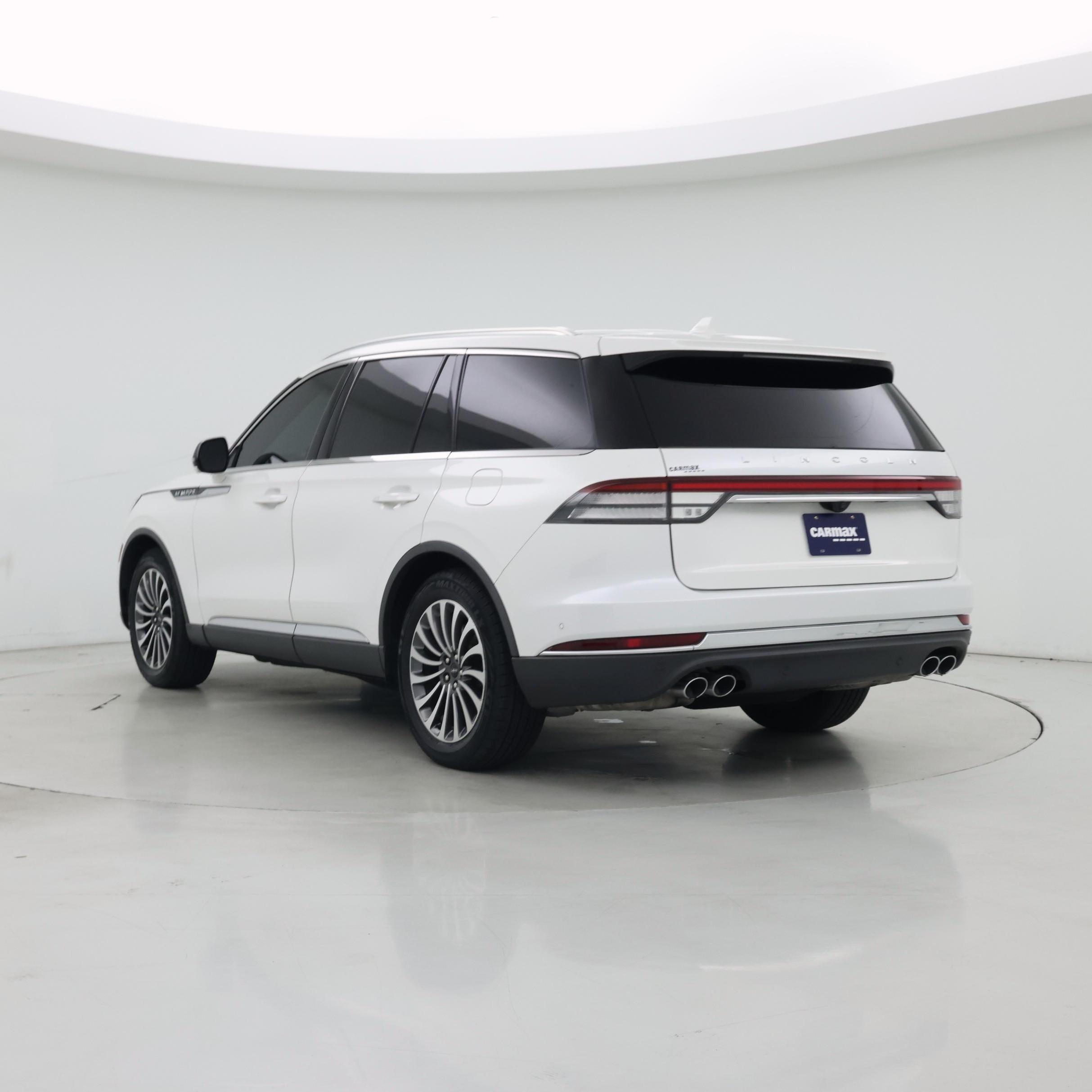 Thumbnail: 2020 Lincoln Aviator - 2