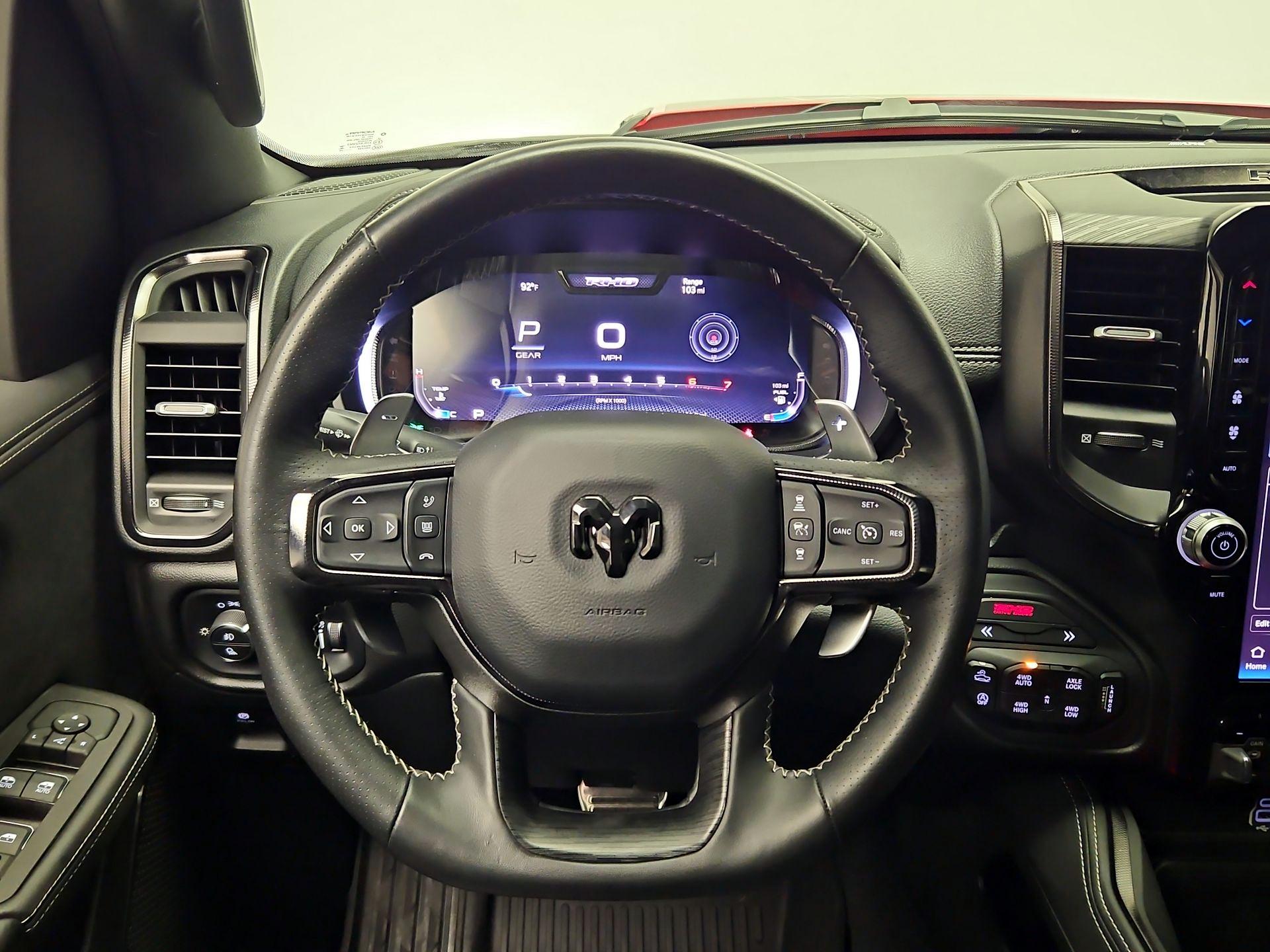 Thumbnail: 2025 RAM 1500 - 10