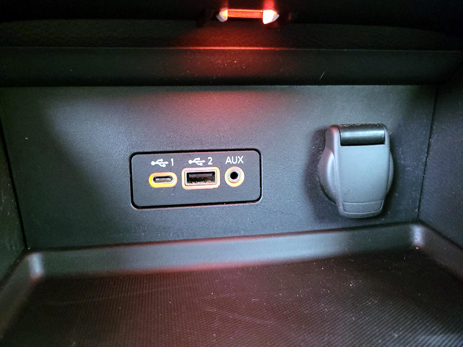 Thumbnail: 2023 Nissan Sentra - 18