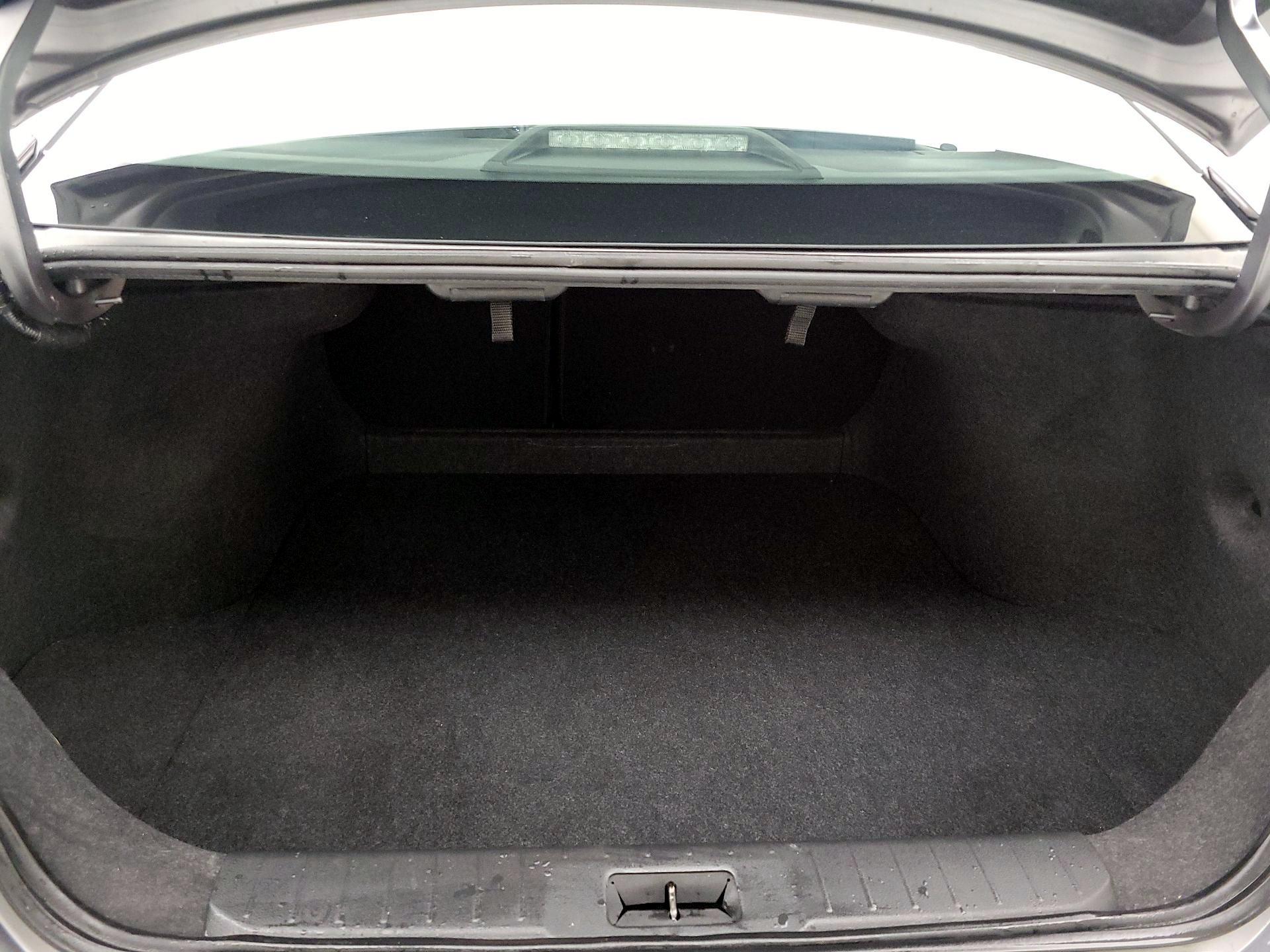 Thumbnail: 2023 Nissan Sentra - 20