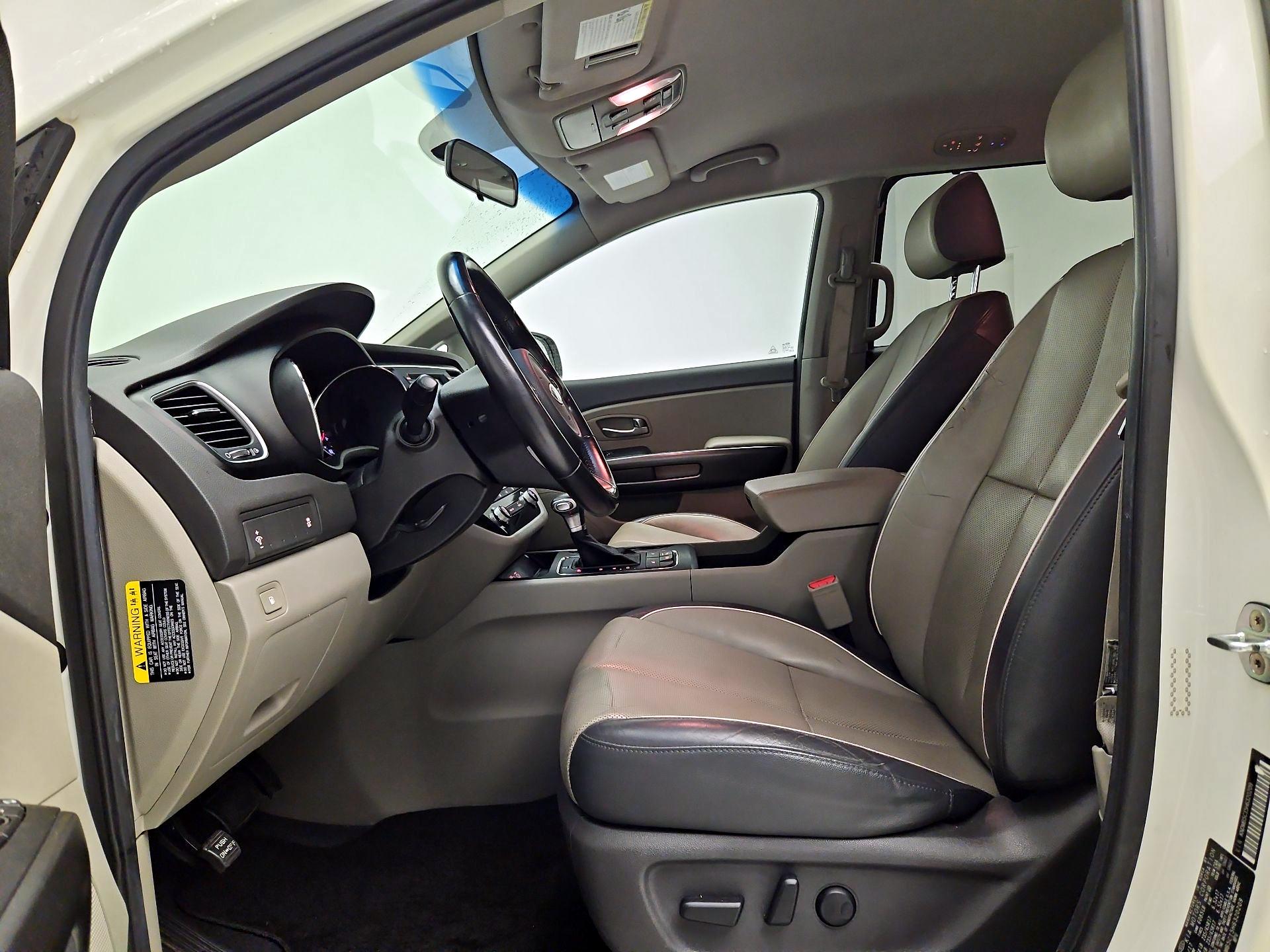 Thumbnail: 2017 Kia Sedona - 11