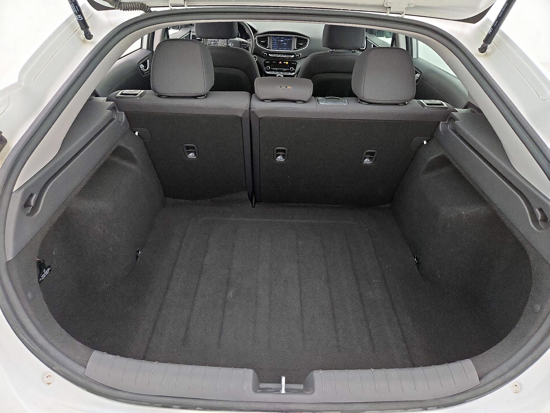 Thumbnail: 2018 Hyundai Ioniq - 20