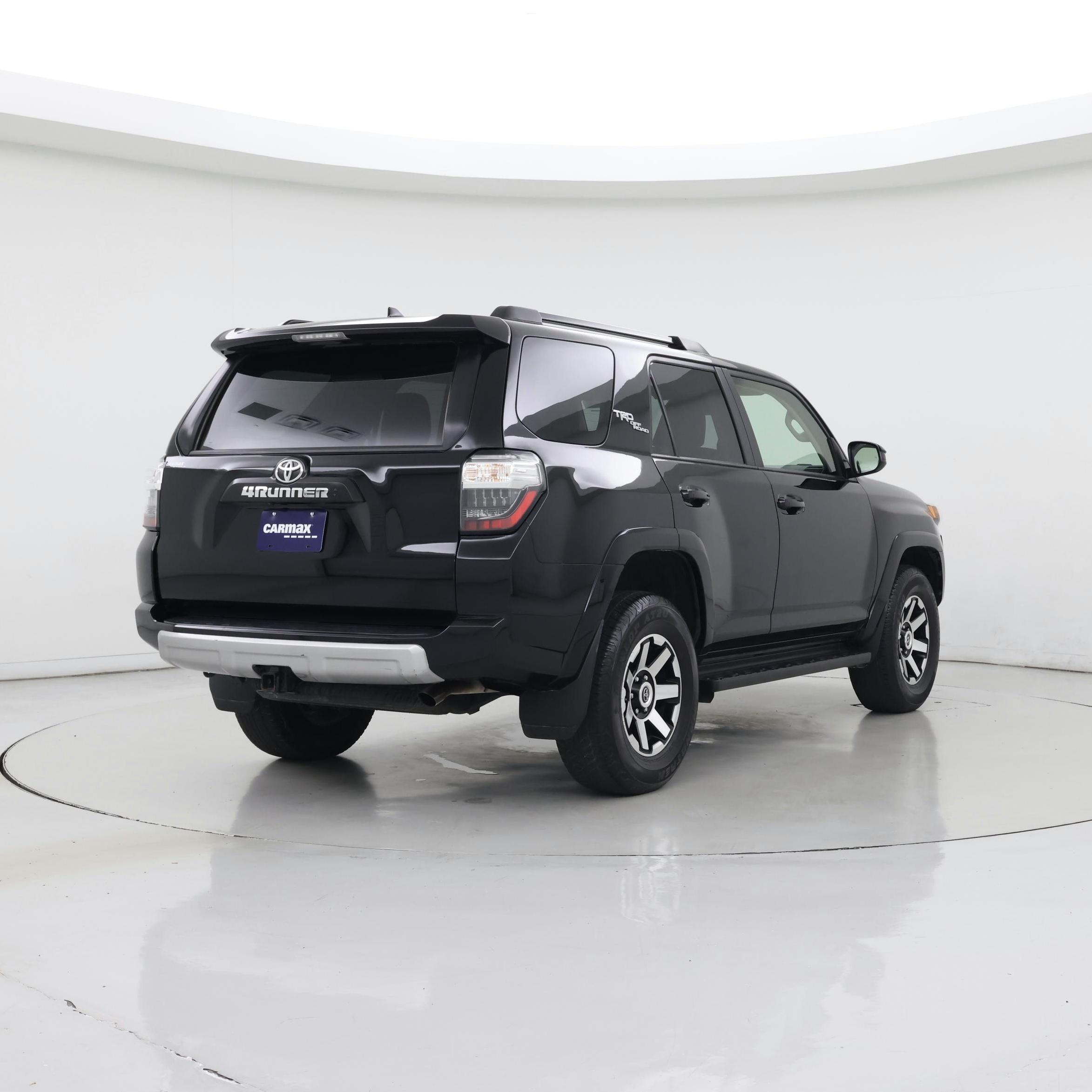 Thumbnail: 2024 Toyota 4Runner - 8