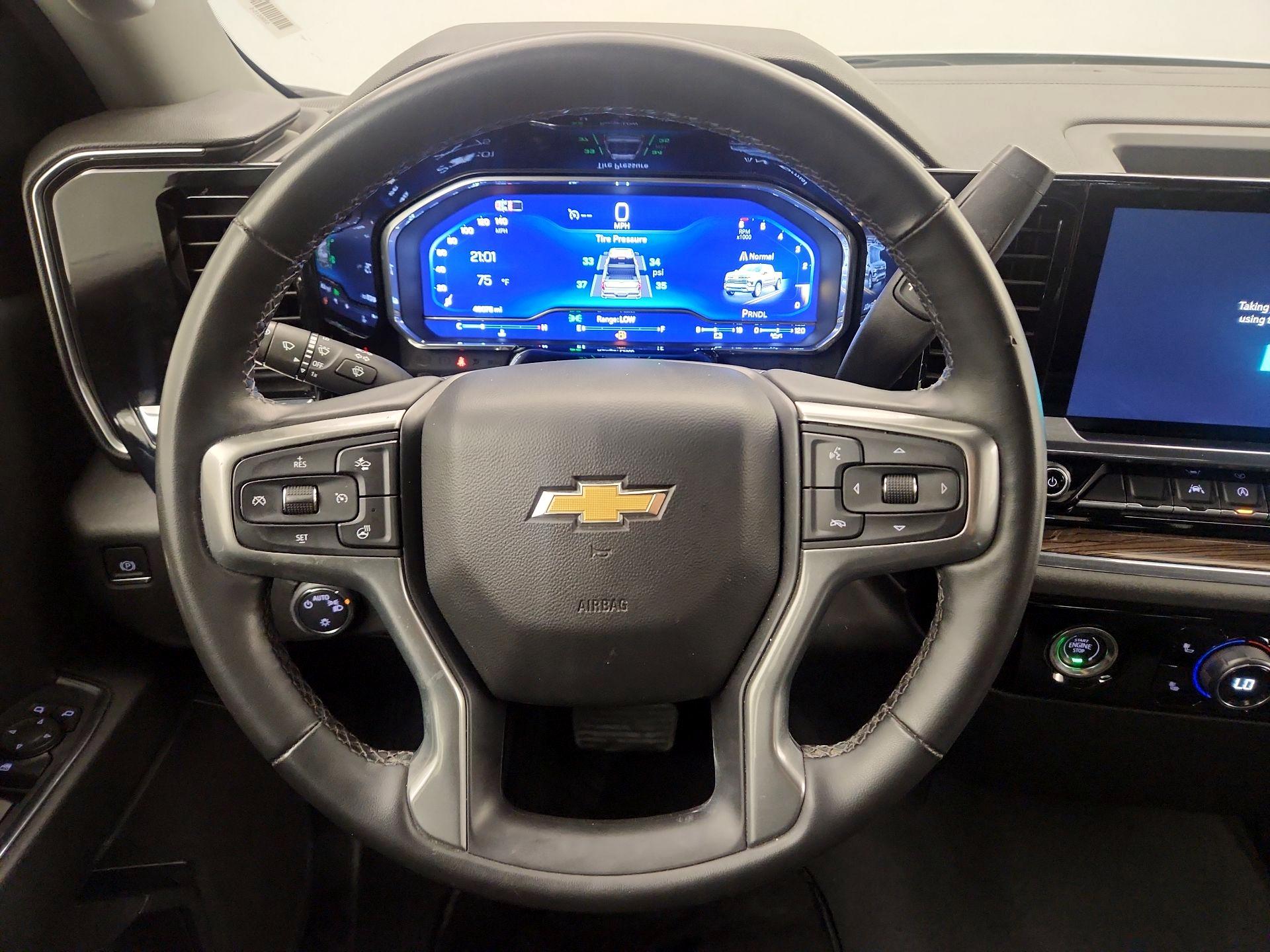 Thumbnail: 2024 Chevrolet Silverado 1500 - 10