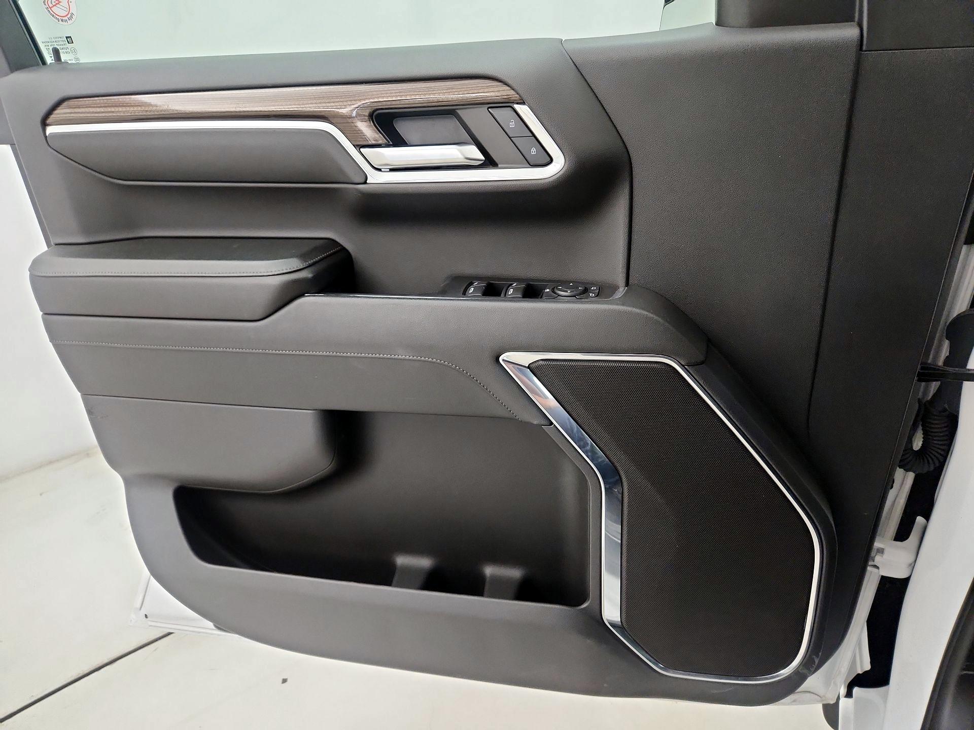 Thumbnail: 2024 Chevrolet Silverado 1500 - 12