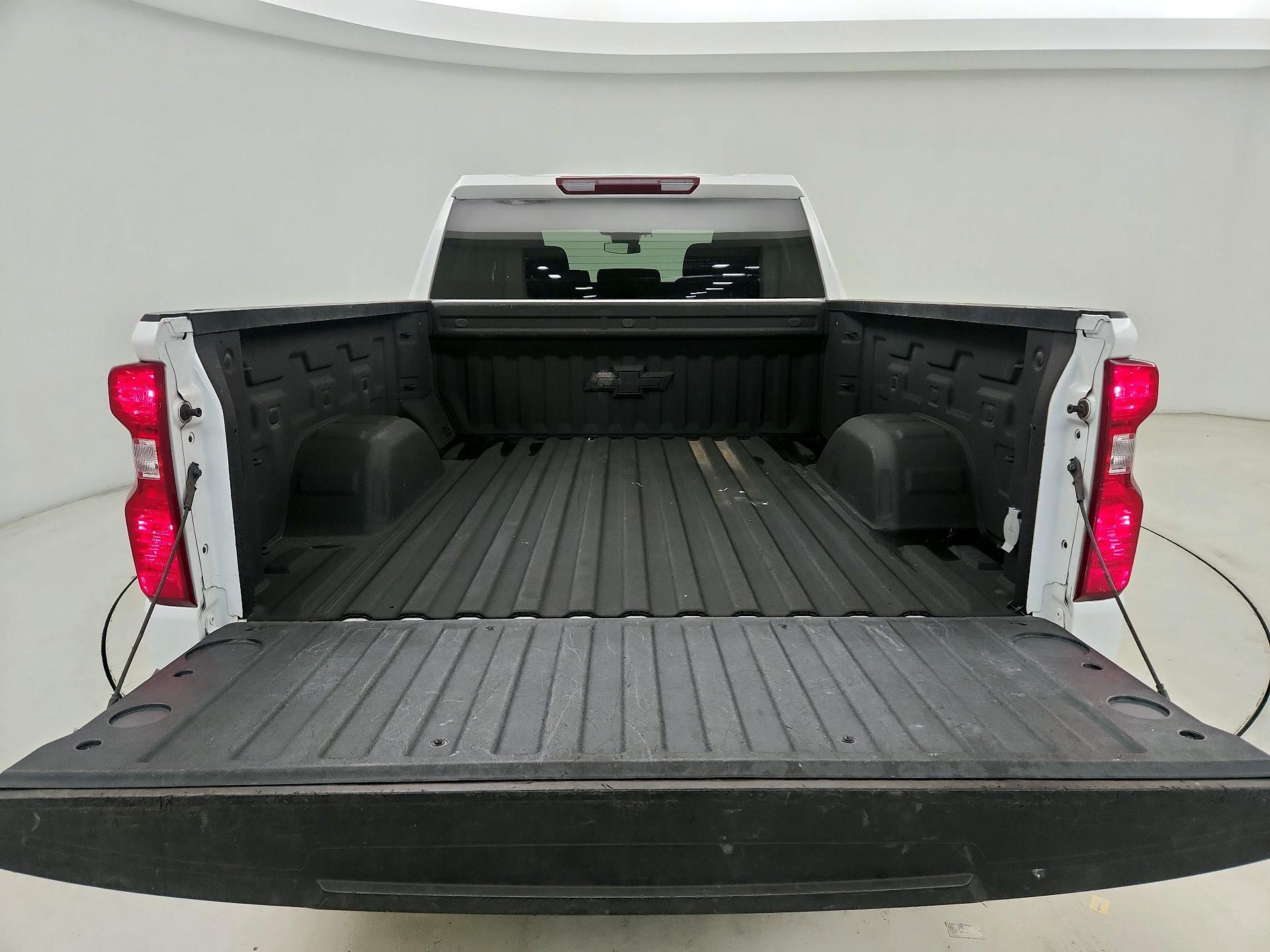 Thumbnail: 2024 Chevrolet Silverado 1500 - 16