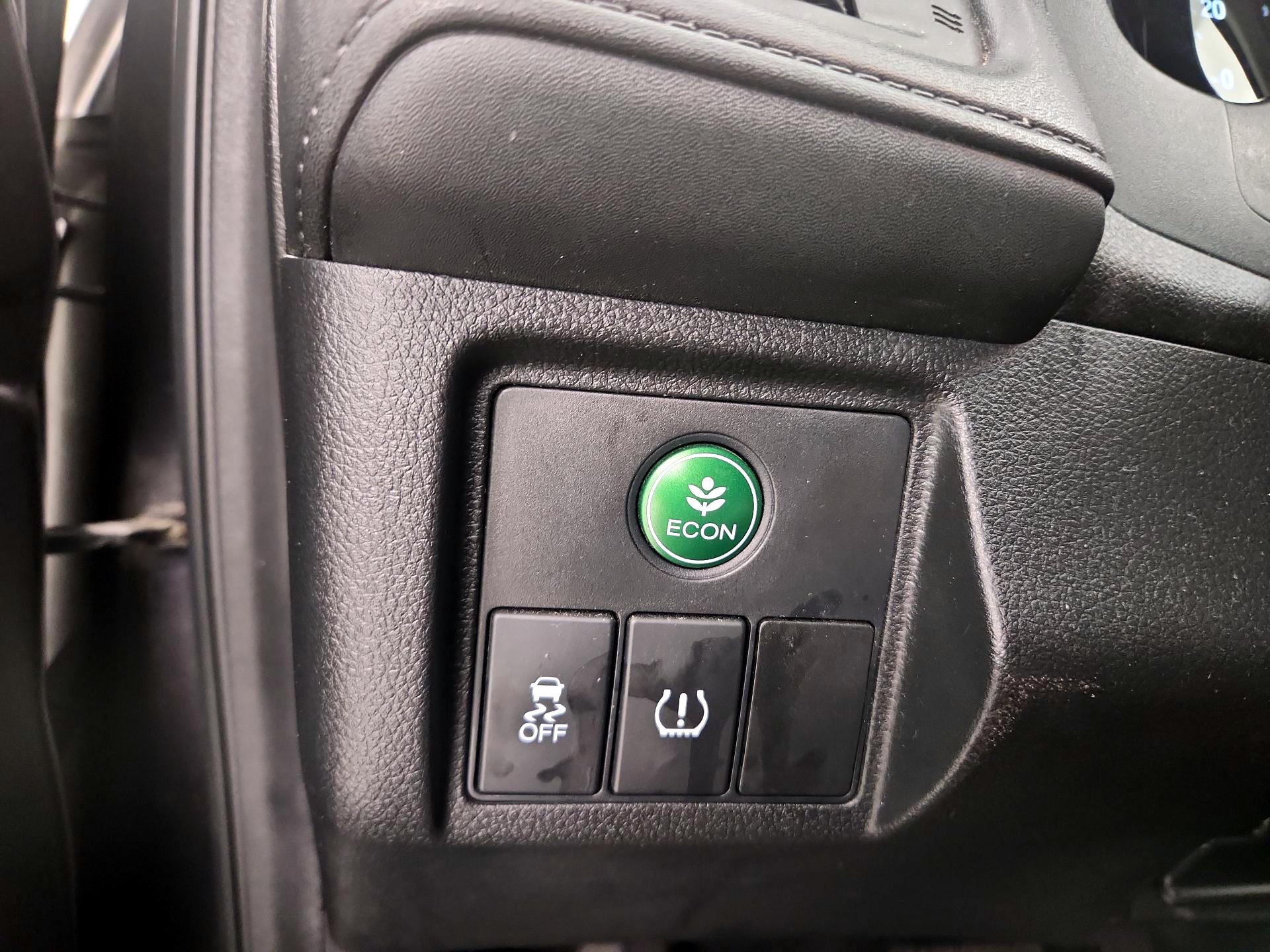 Thumbnail: 2016 Honda HR-V - 13