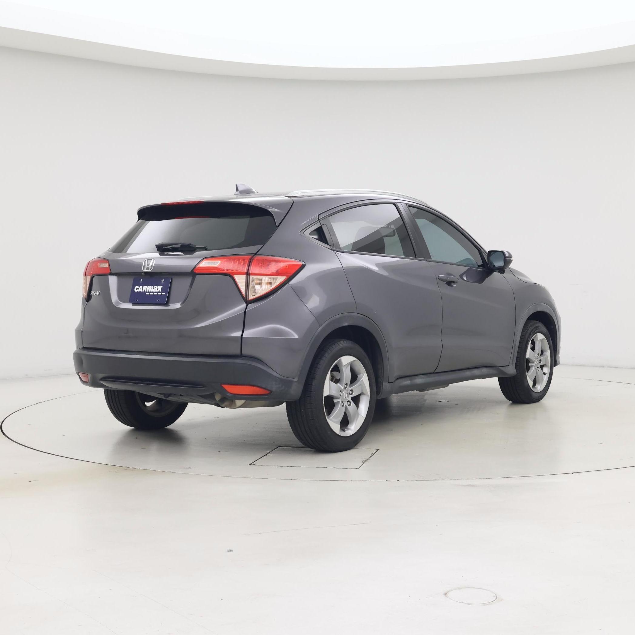 Thumbnail: 2016 Honda HR-V - 8