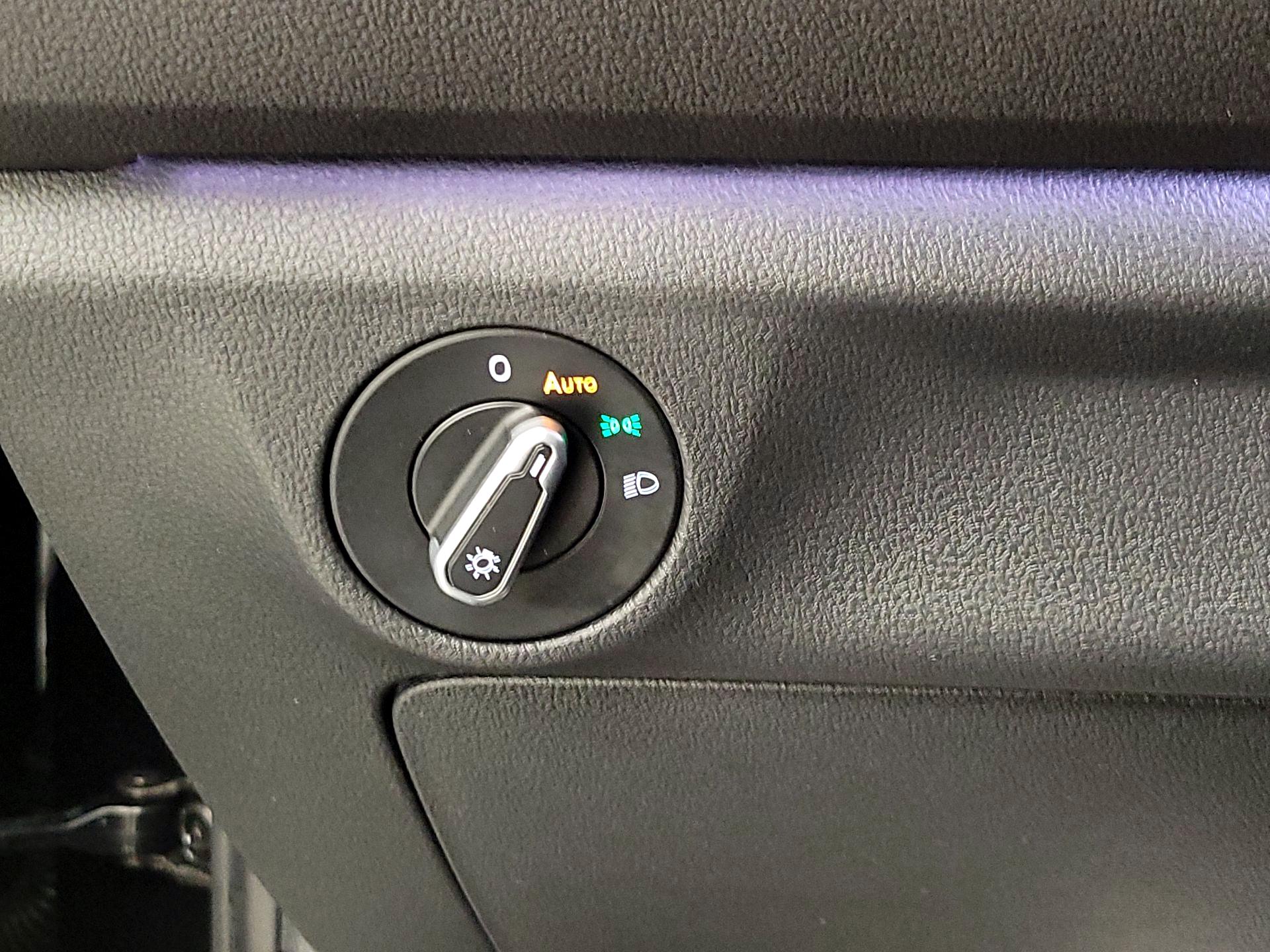 Thumbnail: 2022 Volkswagen Jetta - 13