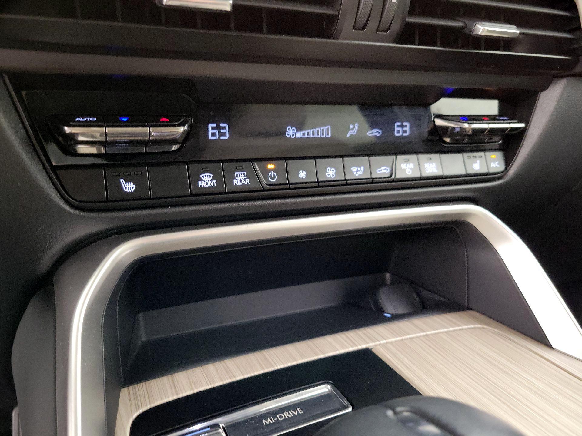 Thumbnail: 2025 Mazda CX-70 - 17